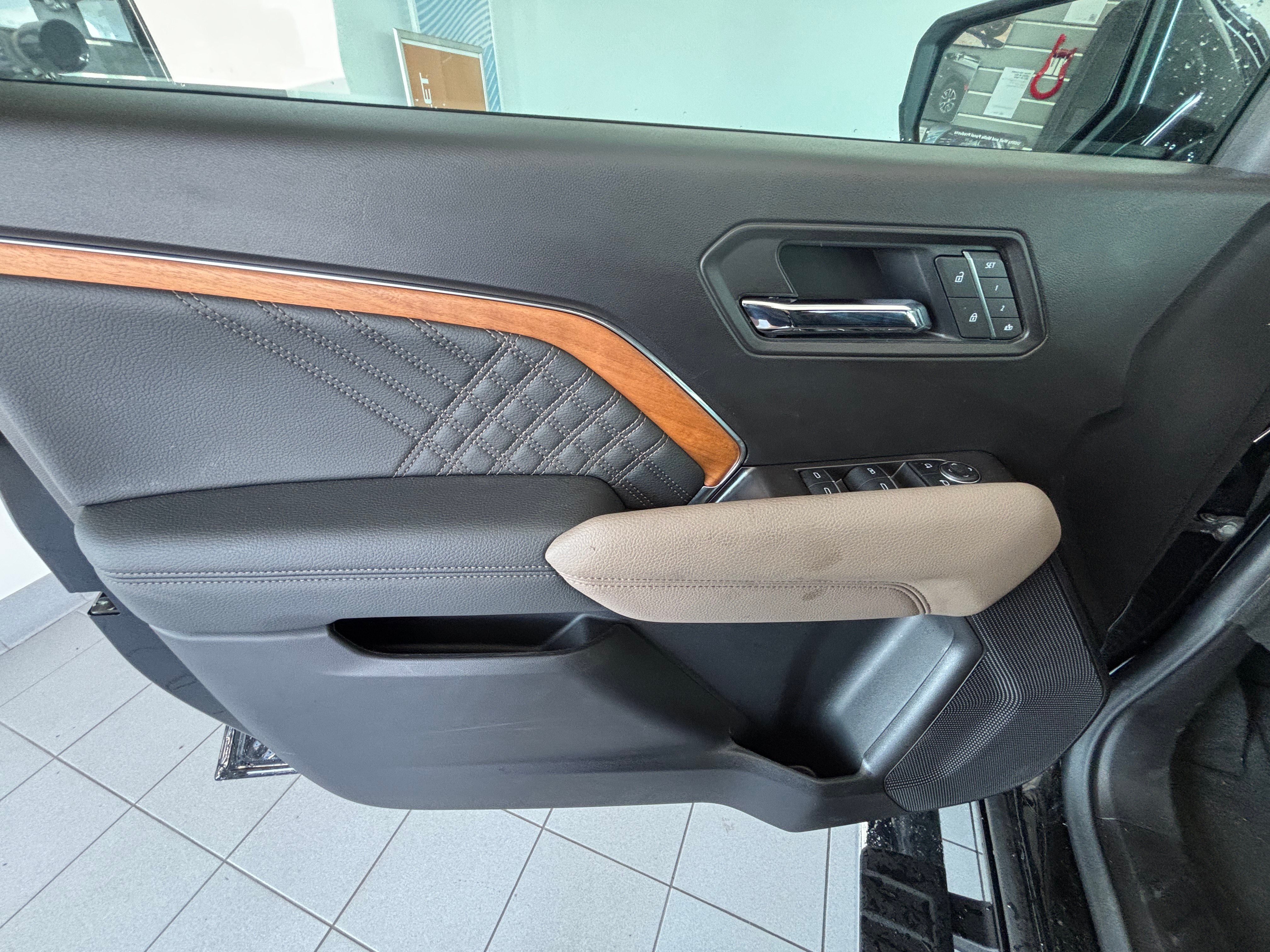 2025 GMC Canyon Denali