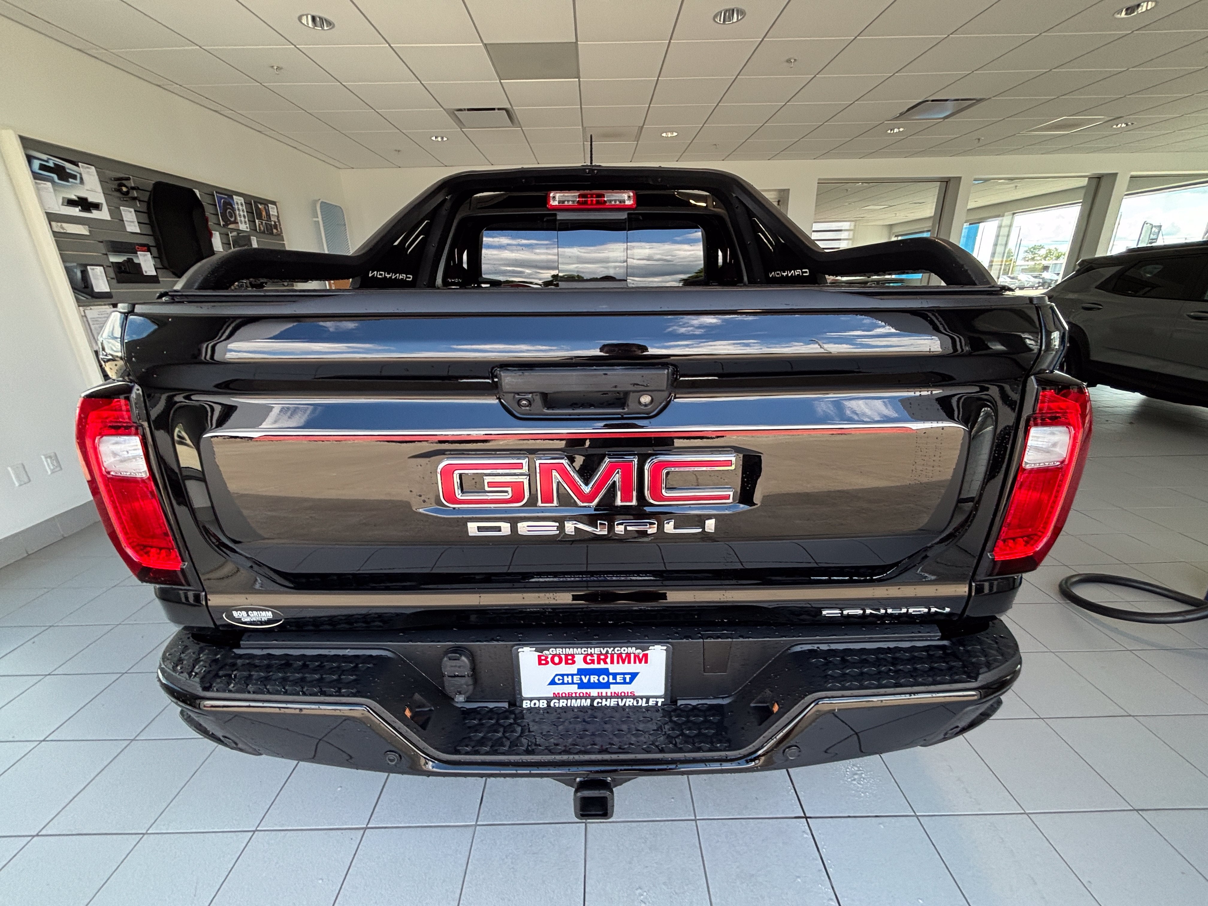2025 GMC Canyon Denali