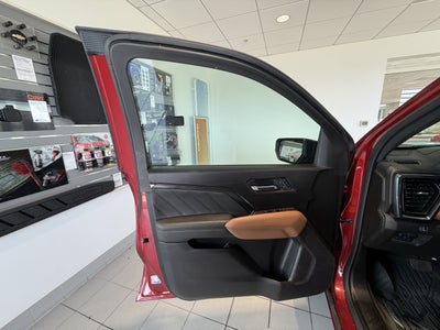 2023 GMC Canyon 4WD AT4