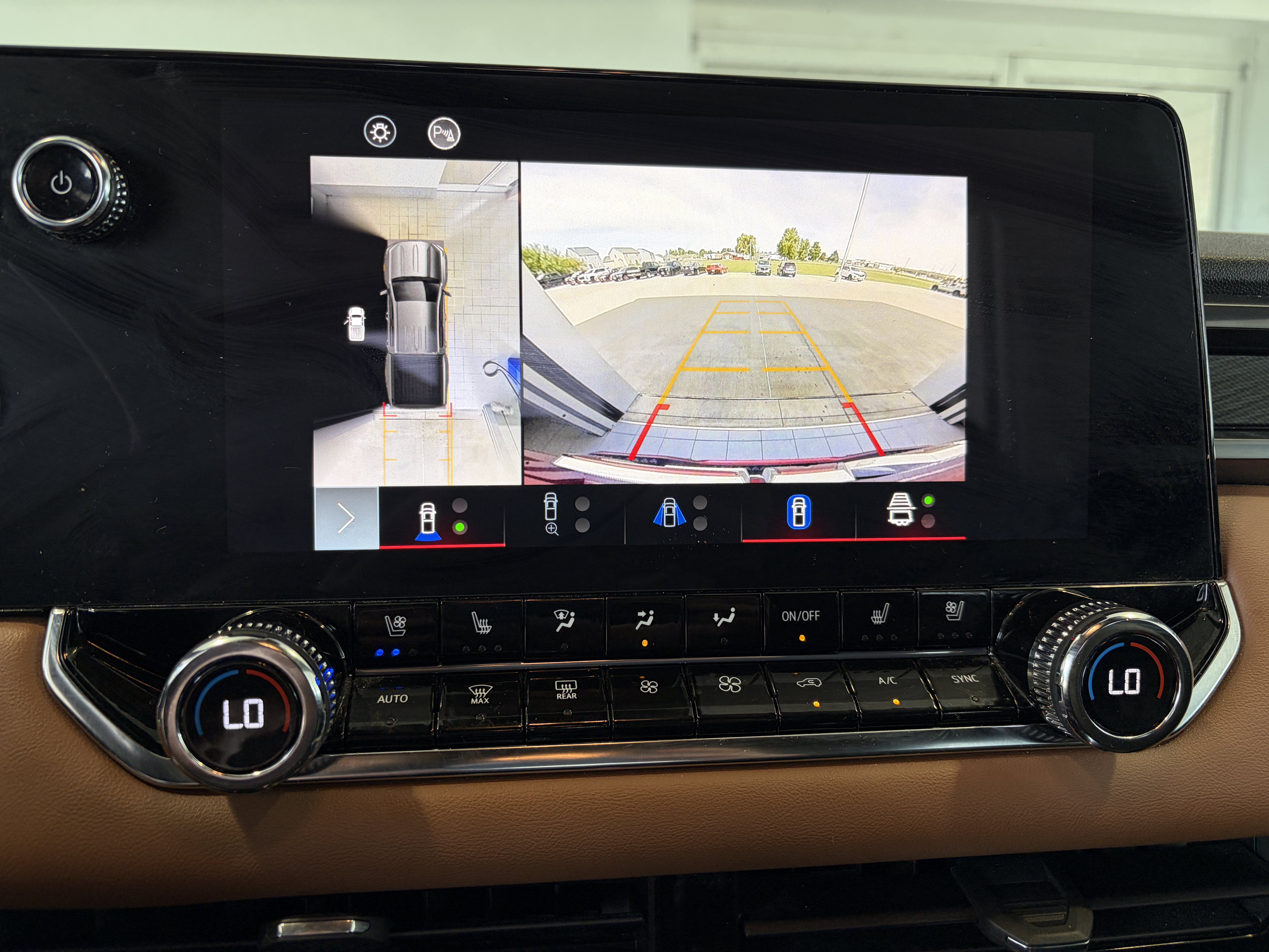 2023 GMC Canyon 4WD AT4