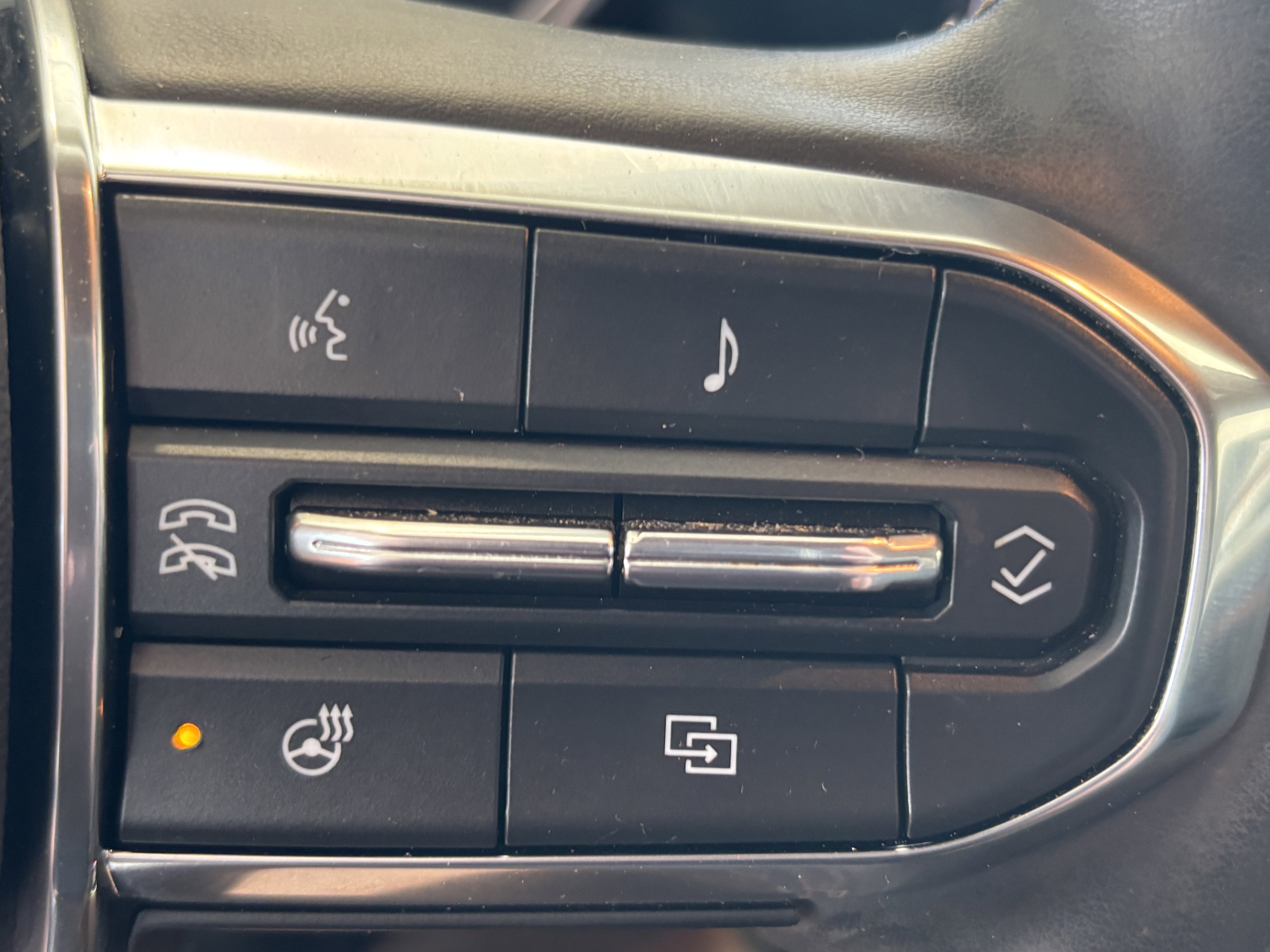 2024 GMC Canyon Denali