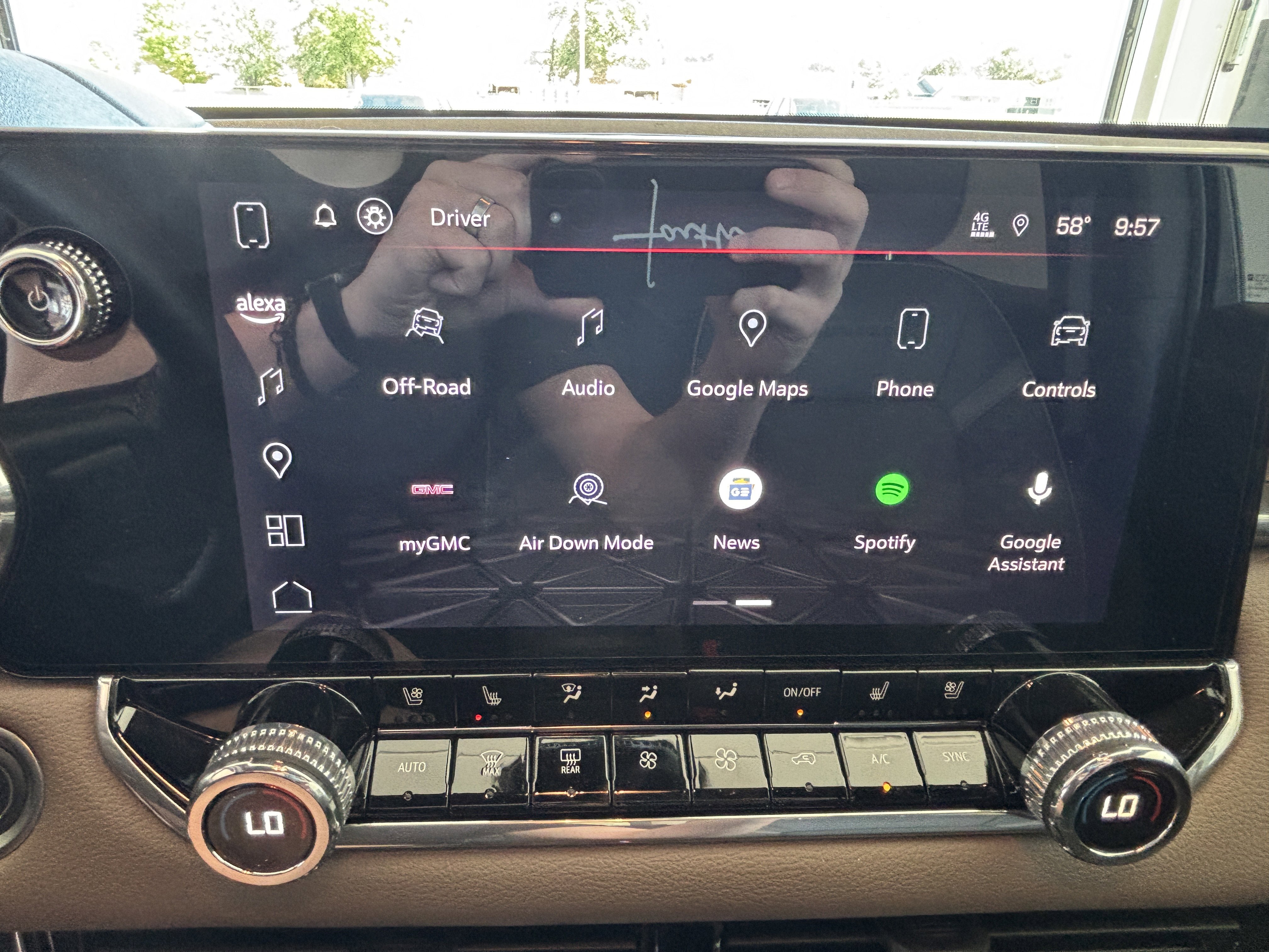 2024 GMC Canyon Denali