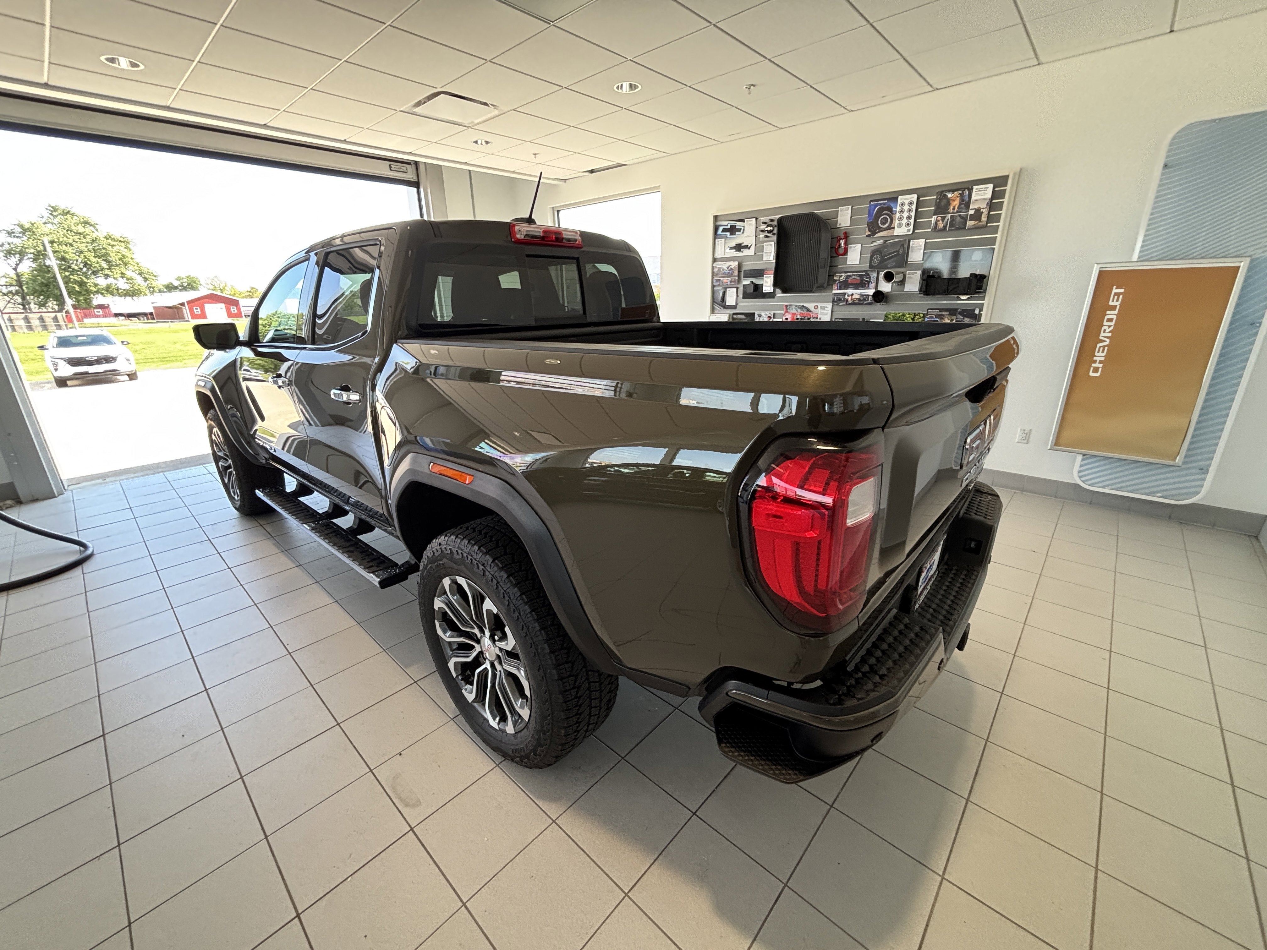 2024 GMC Canyon Denali