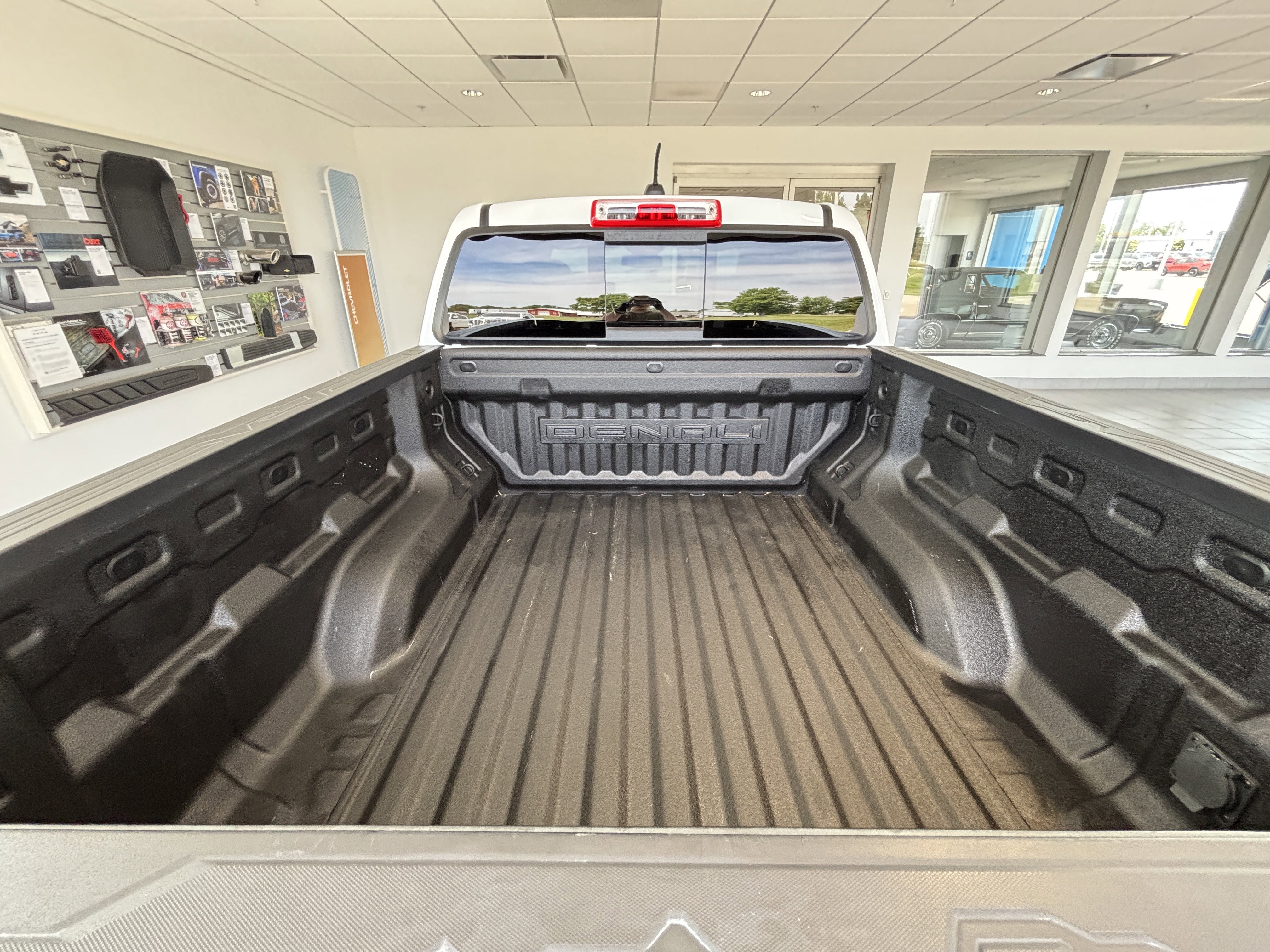 2023 GMC Canyon Denali