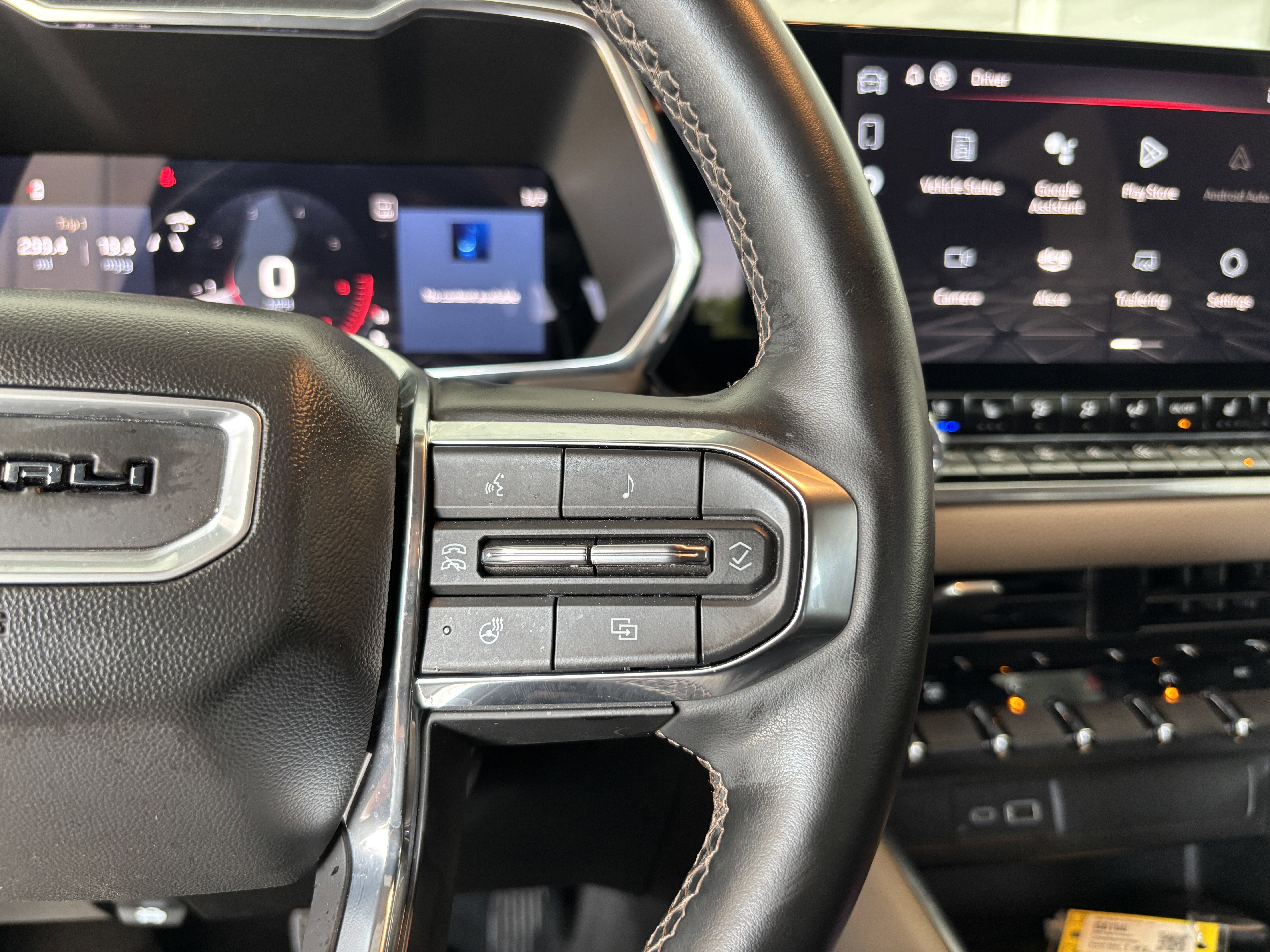2023 GMC Canyon Denali