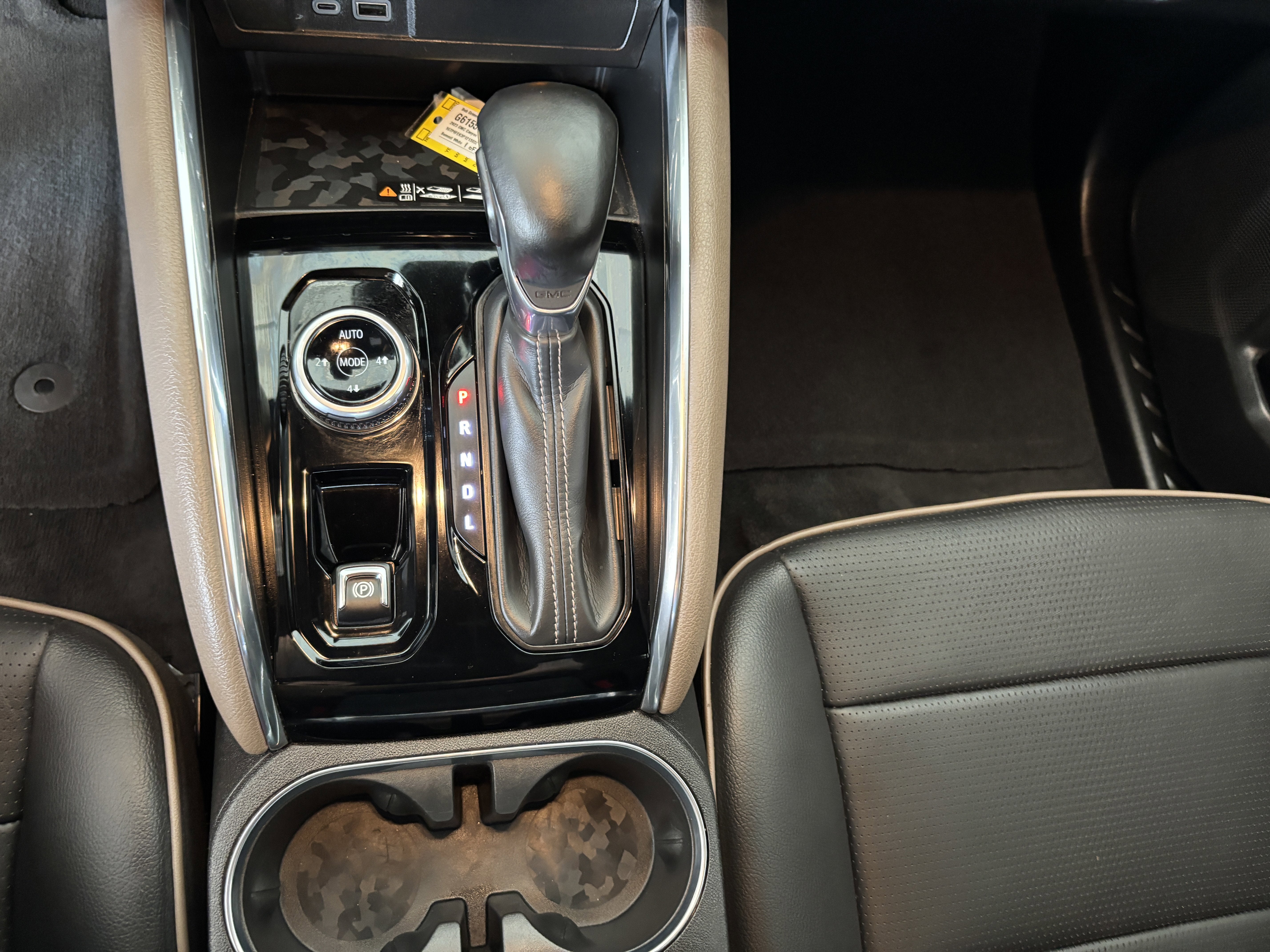 2023 GMC Canyon Denali