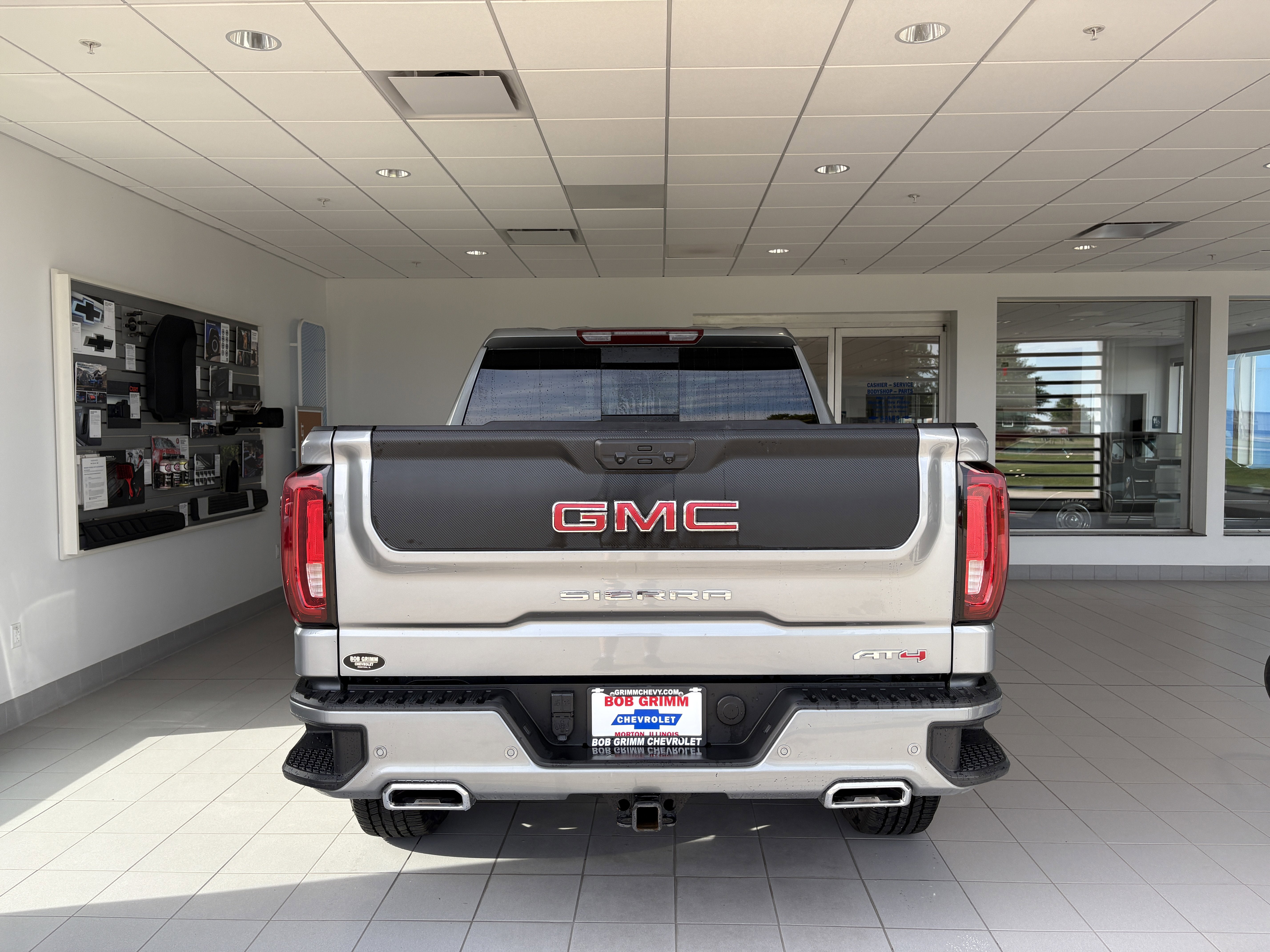 2024 GMC Sierra 1500 AT4