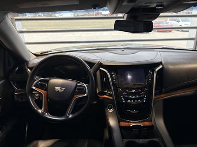 2017 Cadillac Escalade Luxury