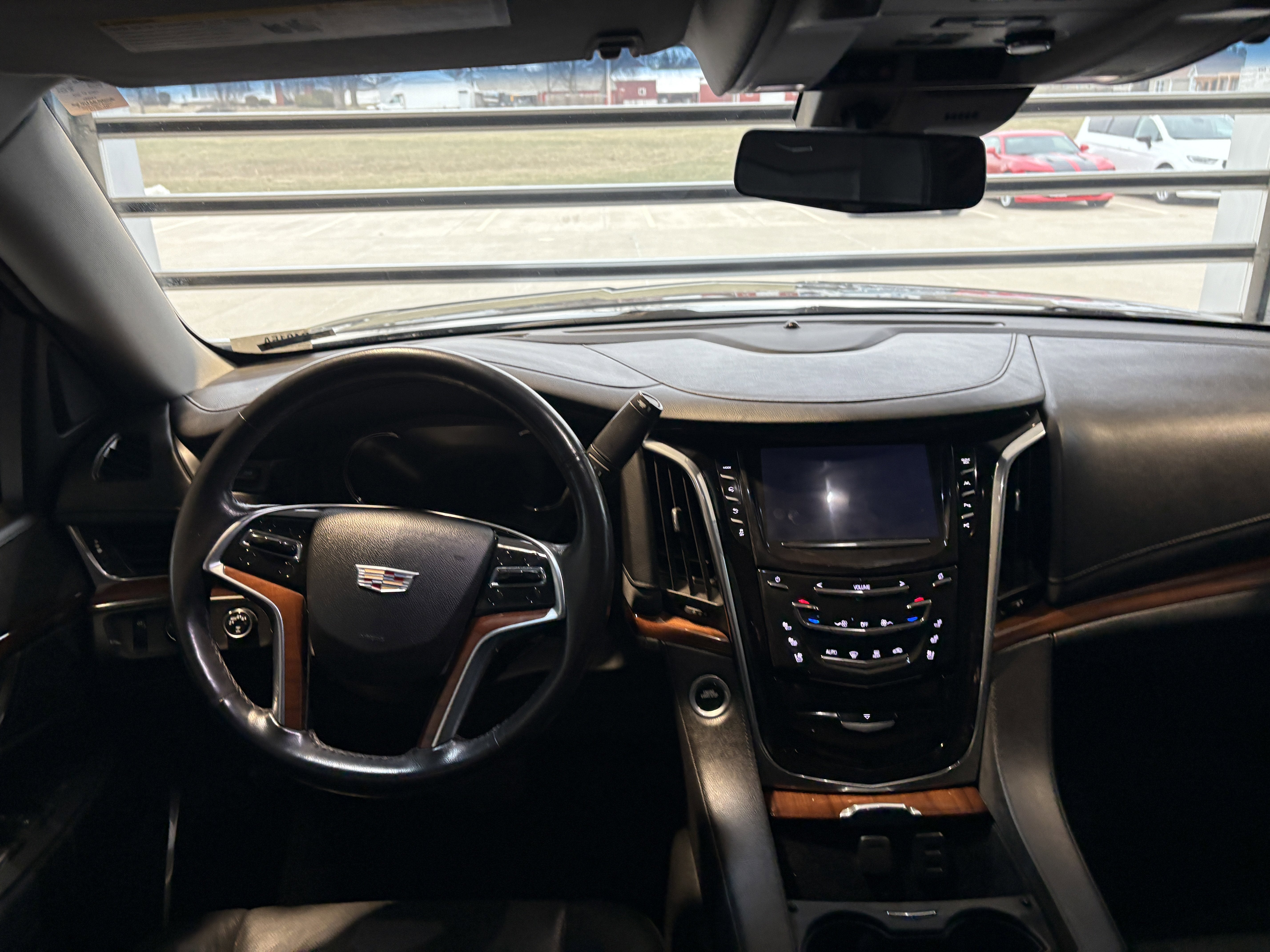 2017 Cadillac Escalade Luxury