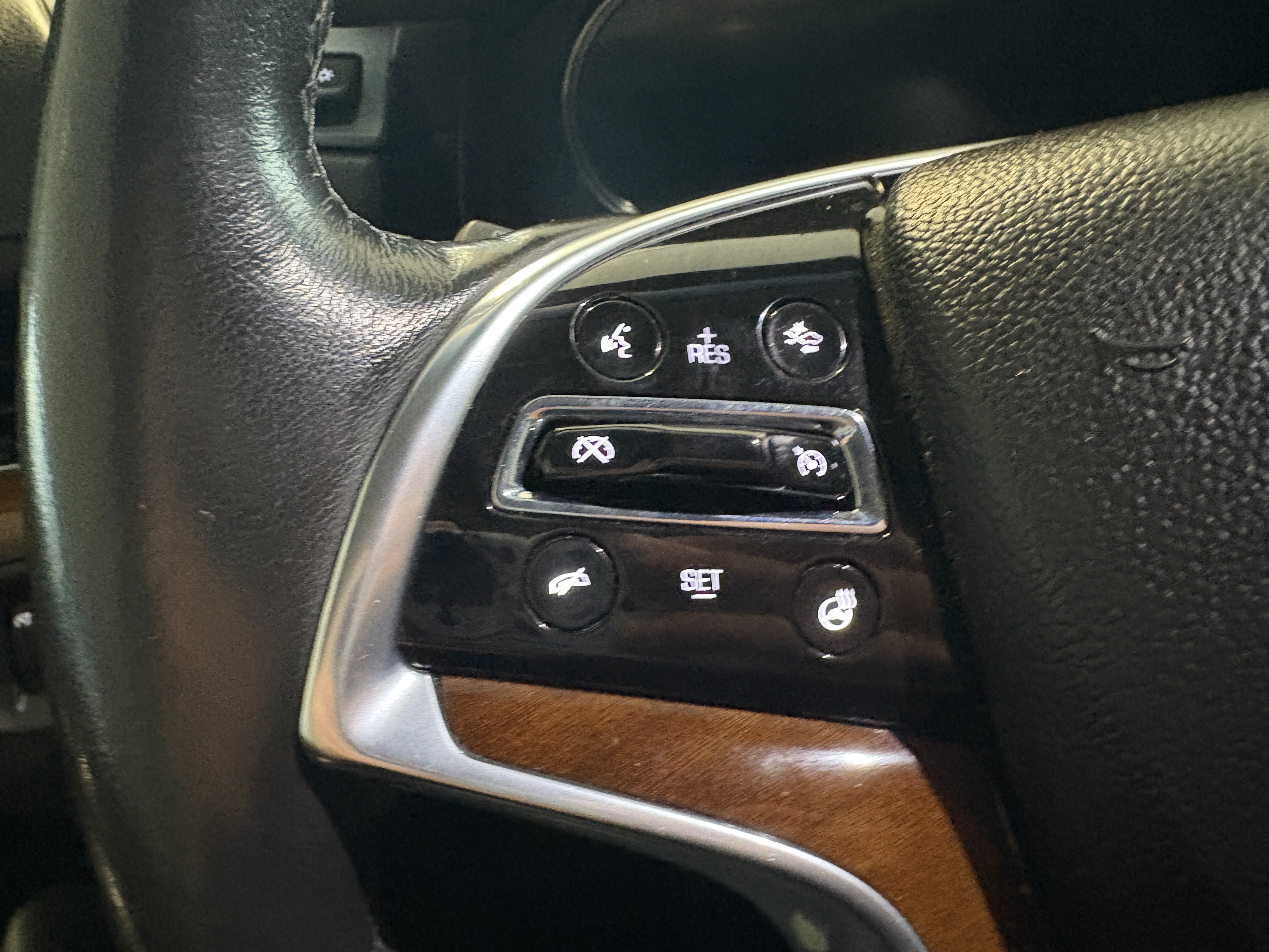 2017 Cadillac Escalade Luxury