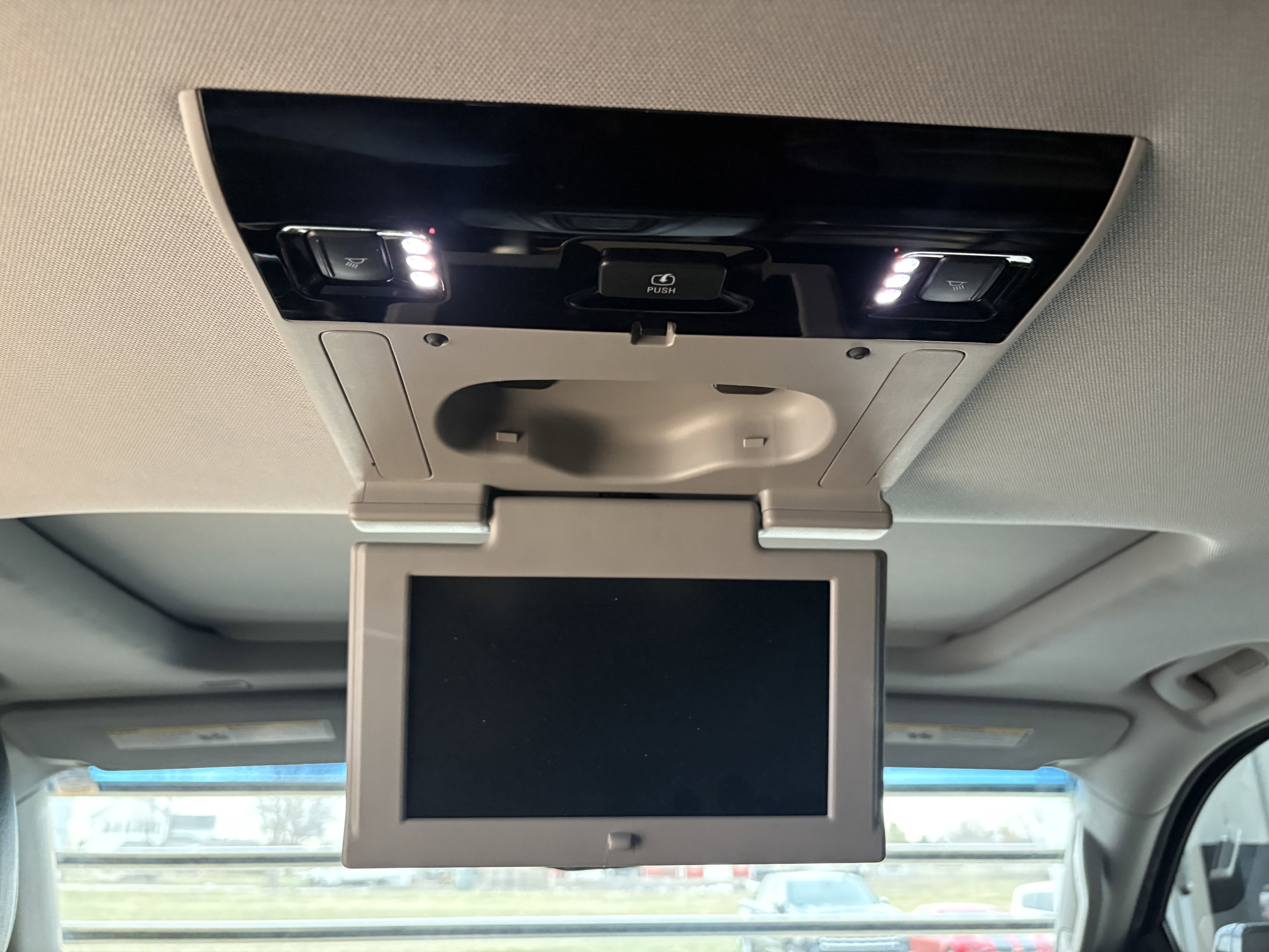 2017 Cadillac Escalade Luxury