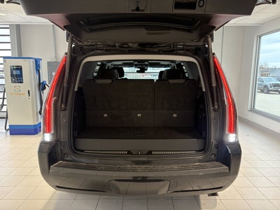 2017 Cadillac Escalade Luxury