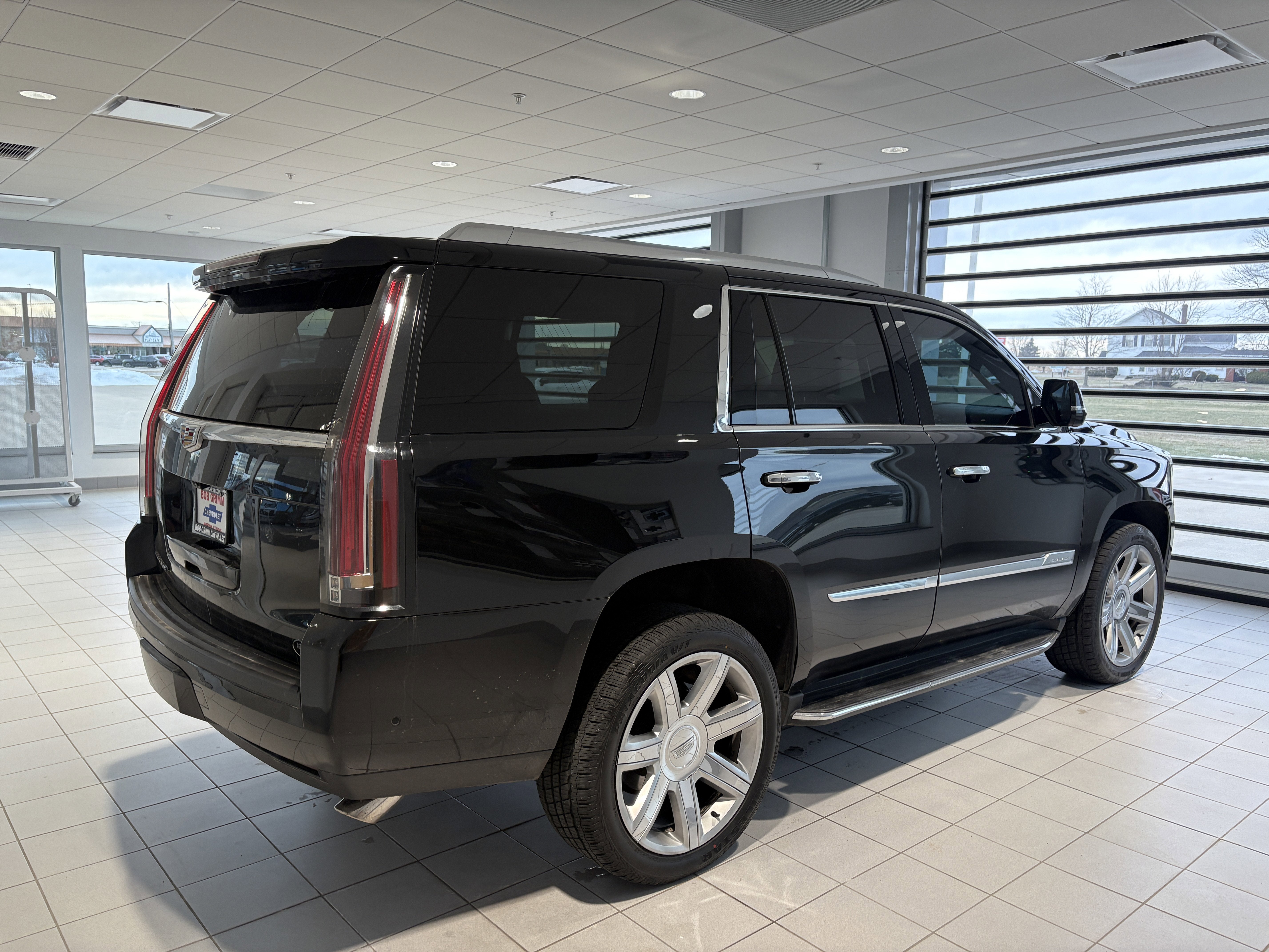 2017 Cadillac Escalade Luxury