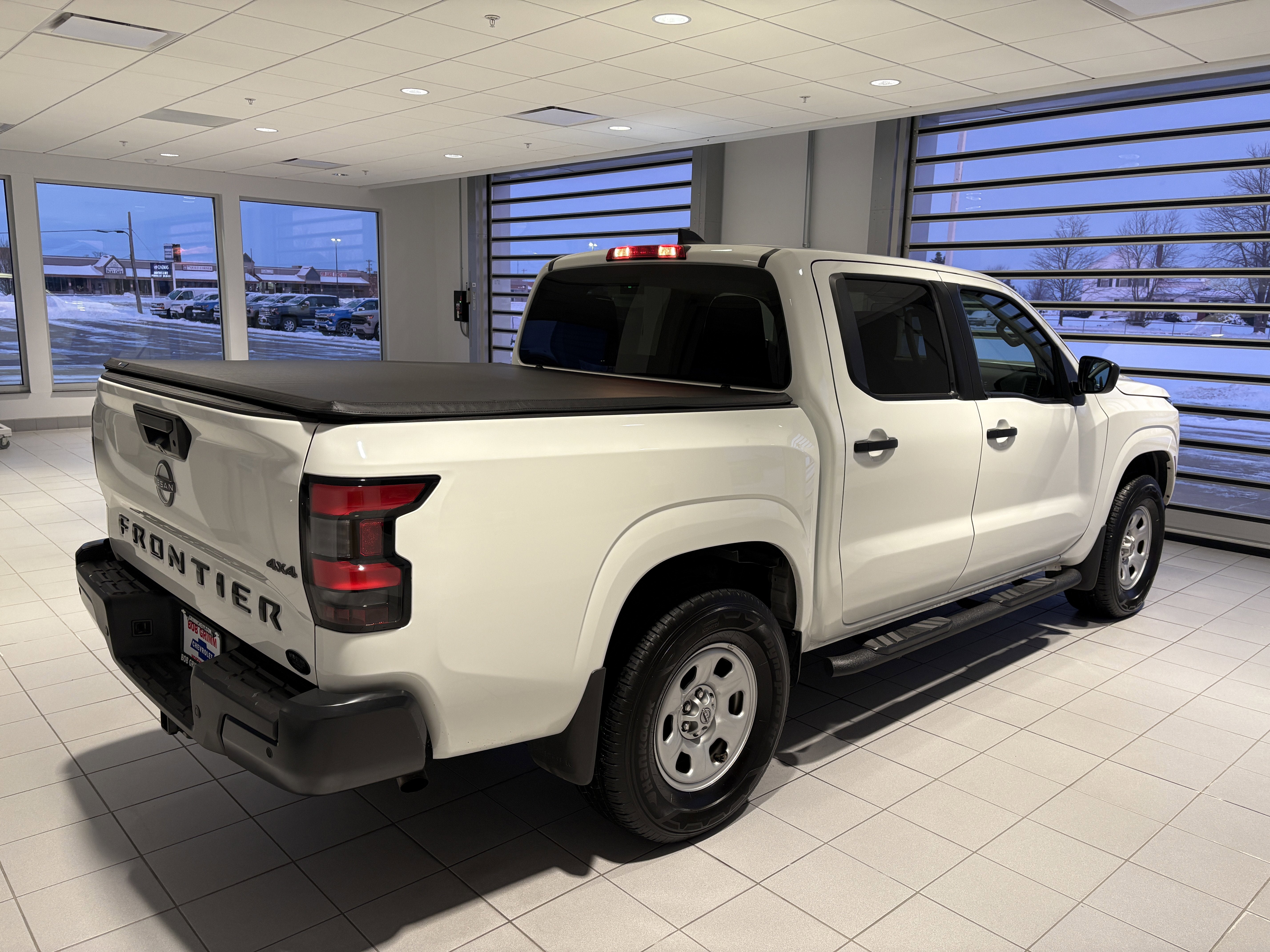 2024 Nissan Frontier S