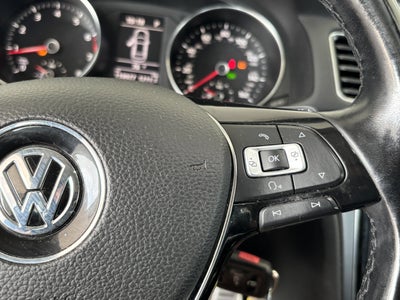 2017 Volkswagen Passat 1.8T R-Line