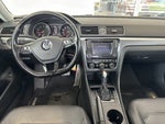 2017 Volkswagen Passat 1.8T R-Line