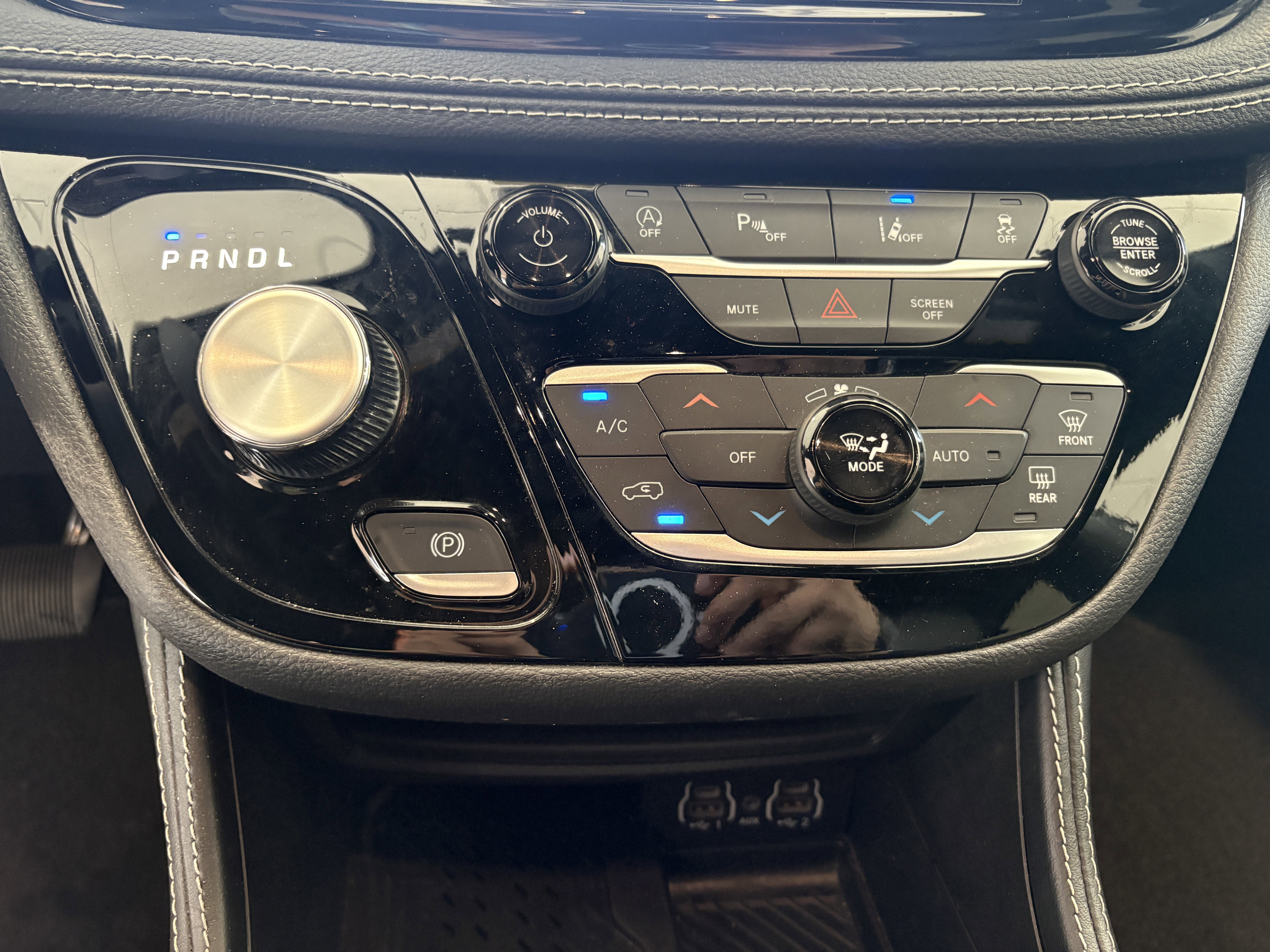 2025 Chrysler Pacifica Limited