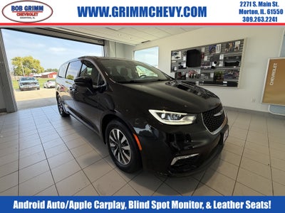 2022 Chrysler Pacifica Hybrid Touring L