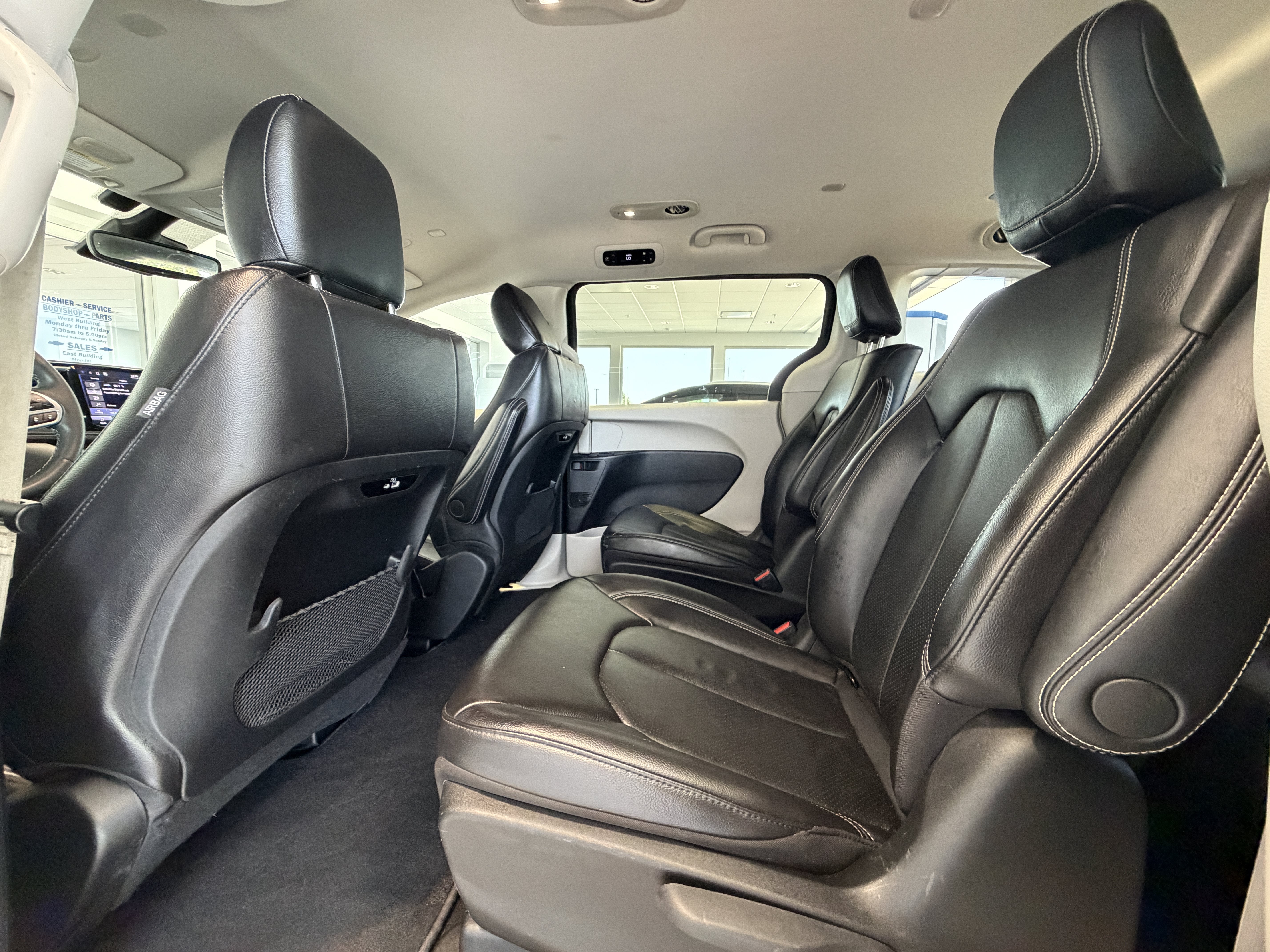 2022 Chrysler Pacifica Hybrid Touring L