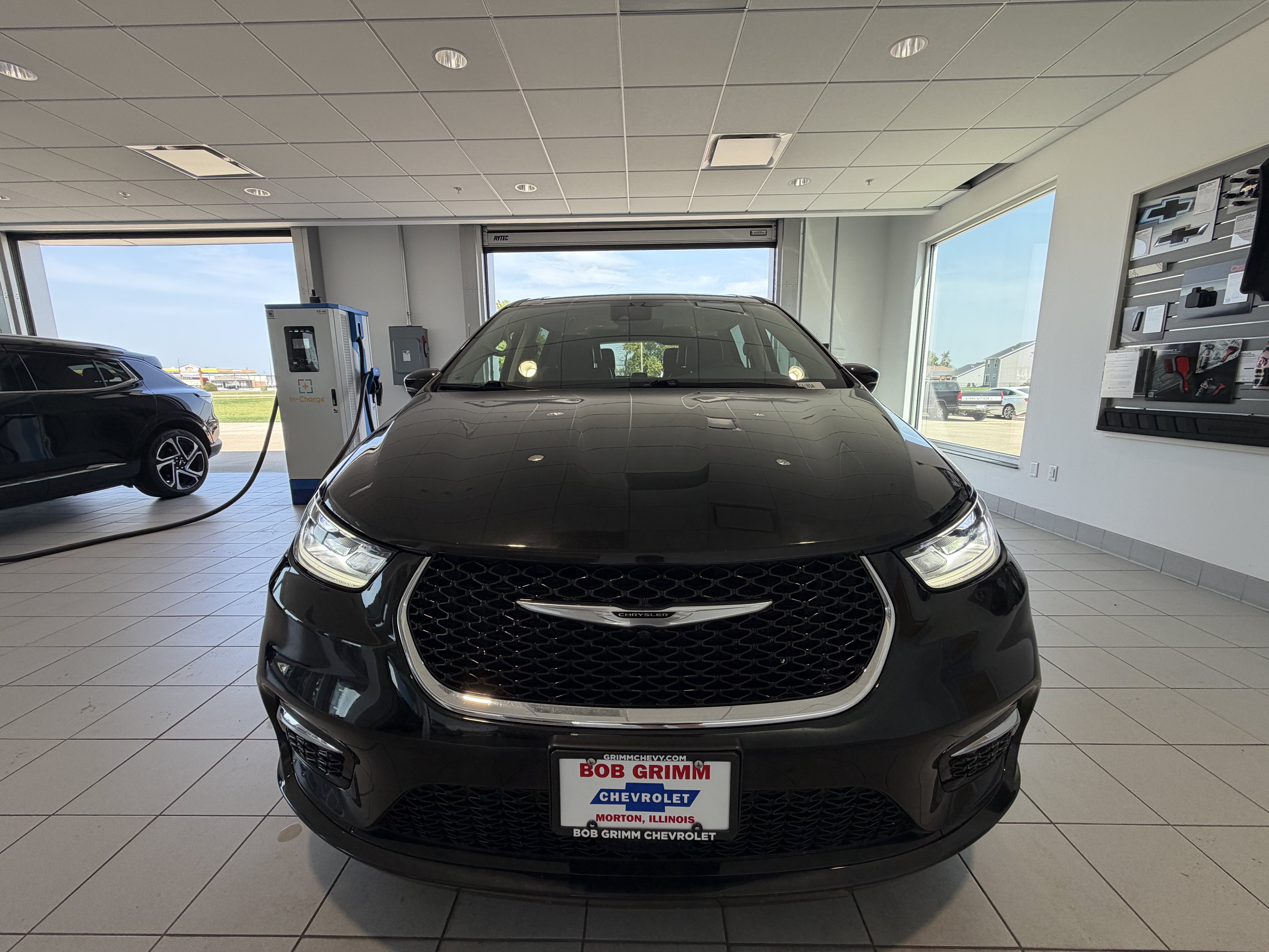 2022 Chrysler Pacifica Hybrid Touring L