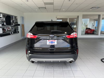 2022 Ford Edge Titanium