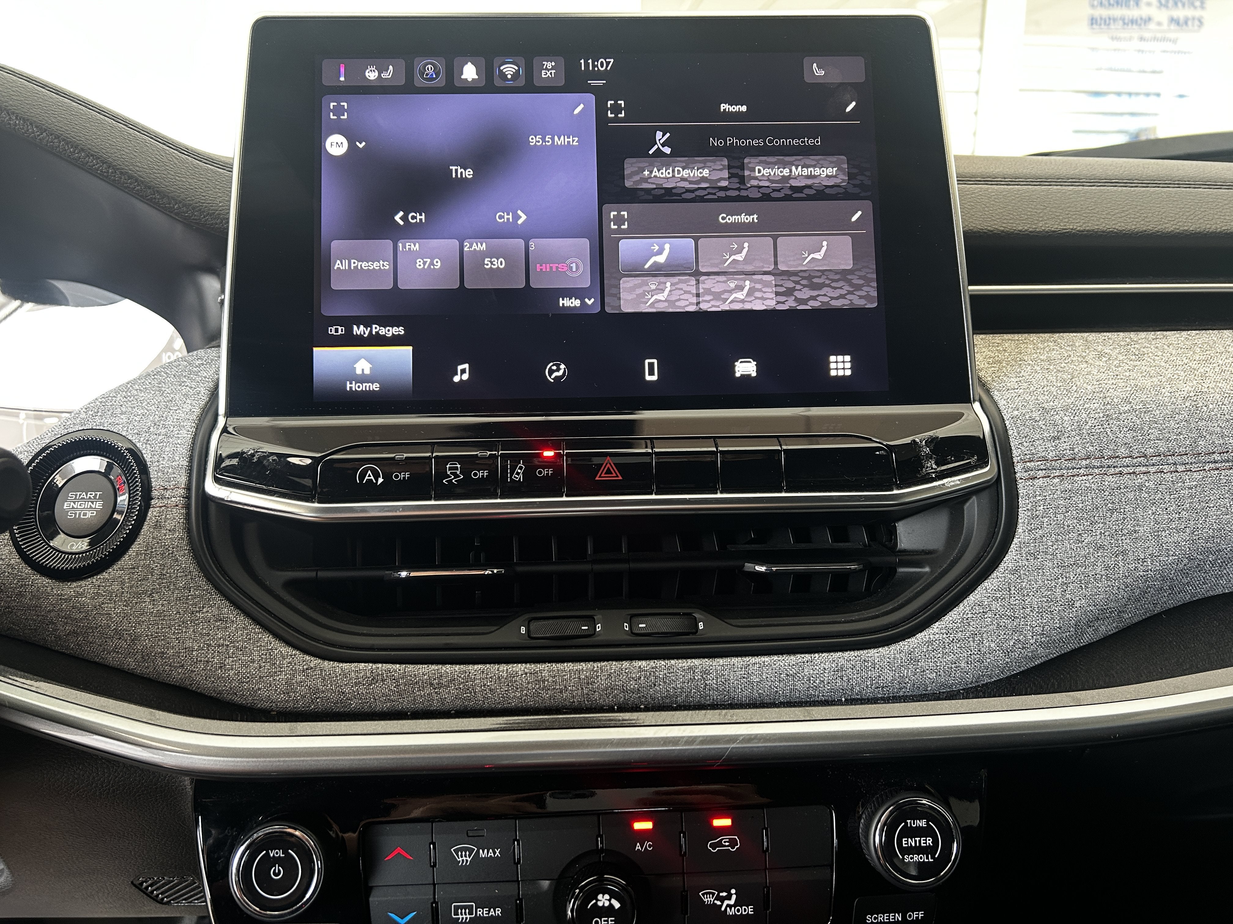 2024 Jeep Compass Latitude Lux FWD