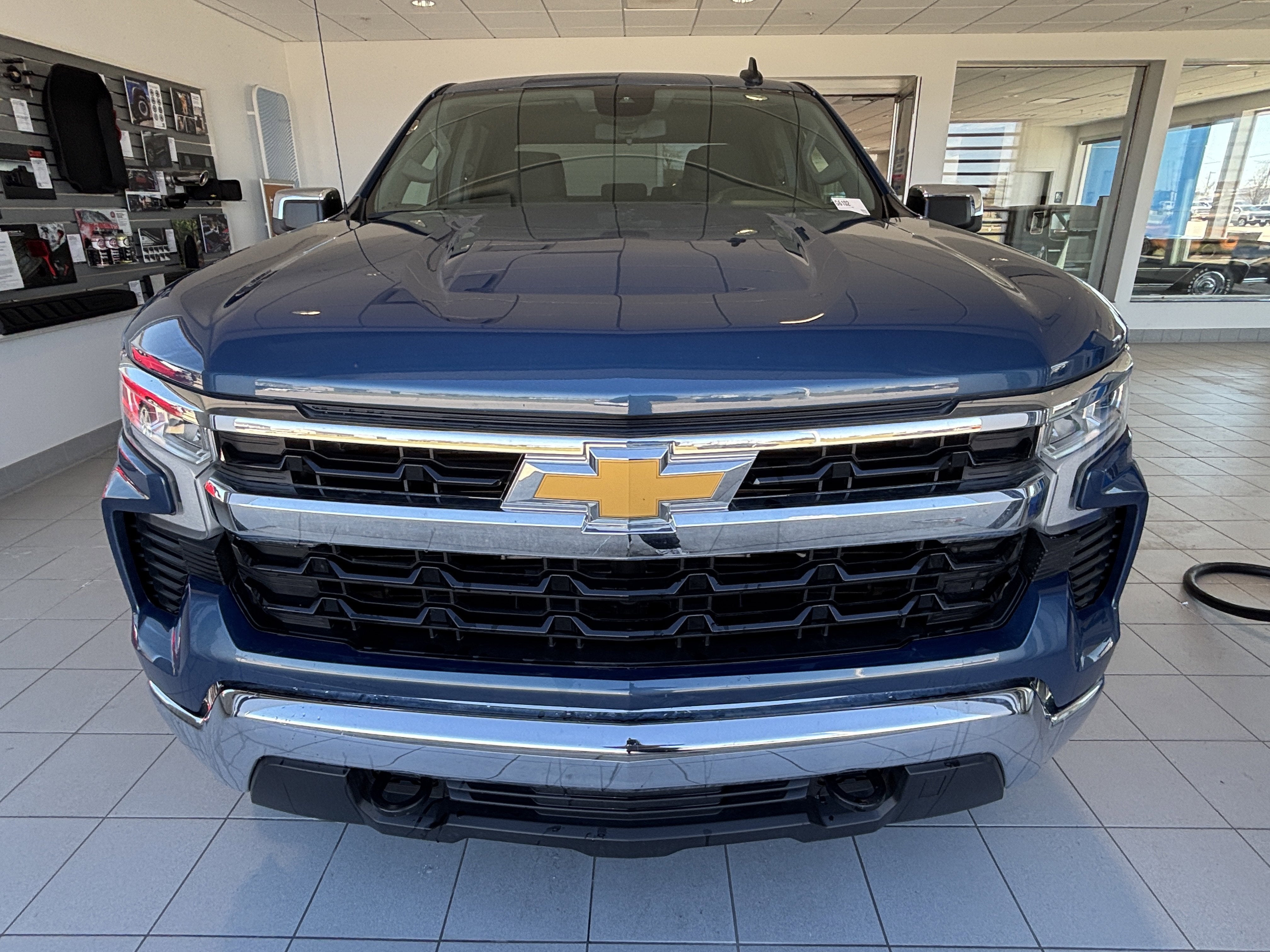 2024 Chevrolet Silverado 1500 LT (2FL)