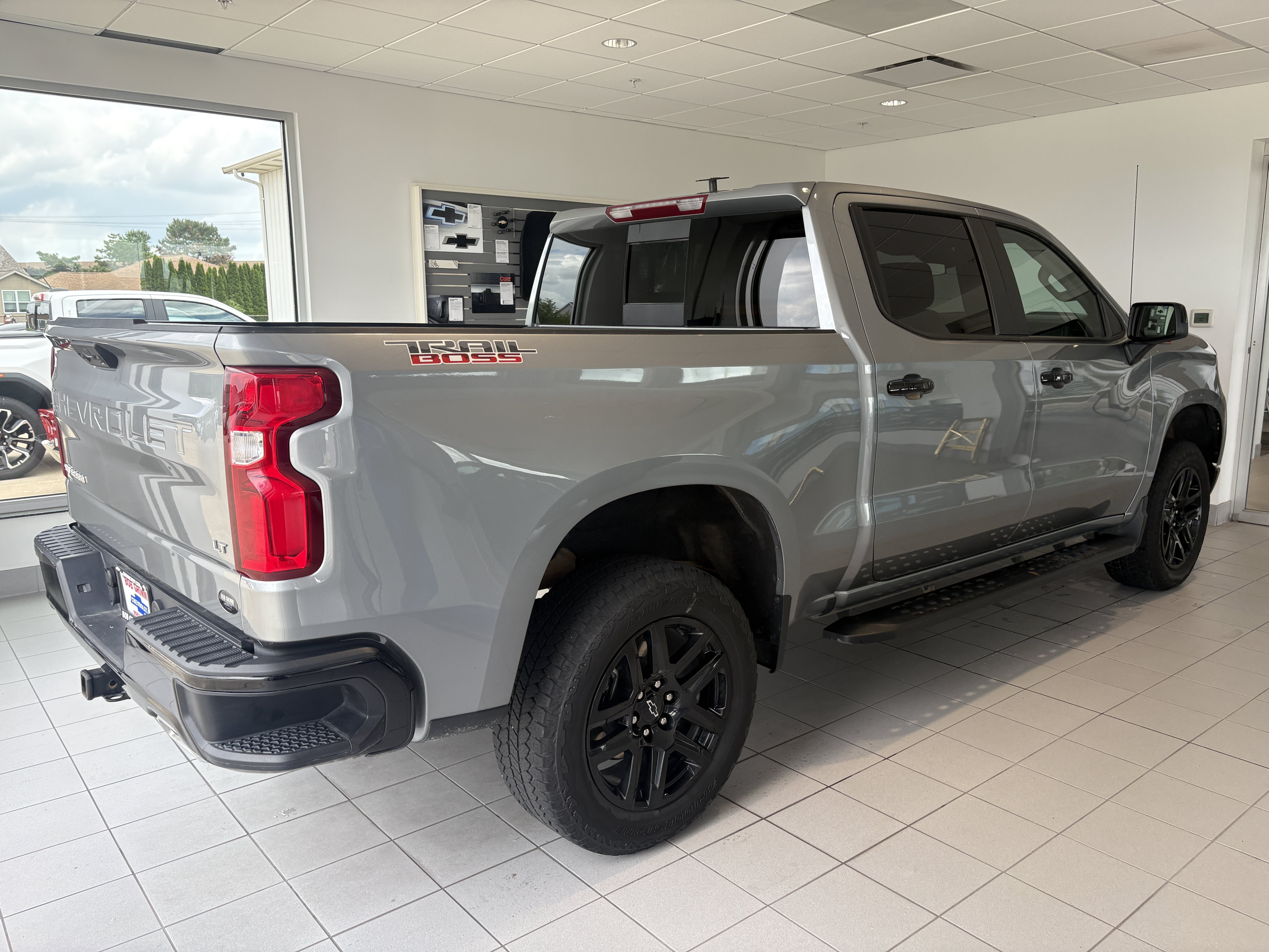 2025 Chevrolet Silverado 1500 LT Trail Boss