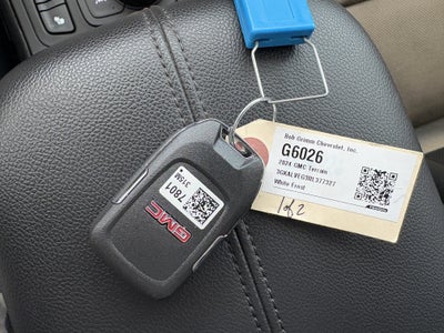 2024 GMC Terrain SLT