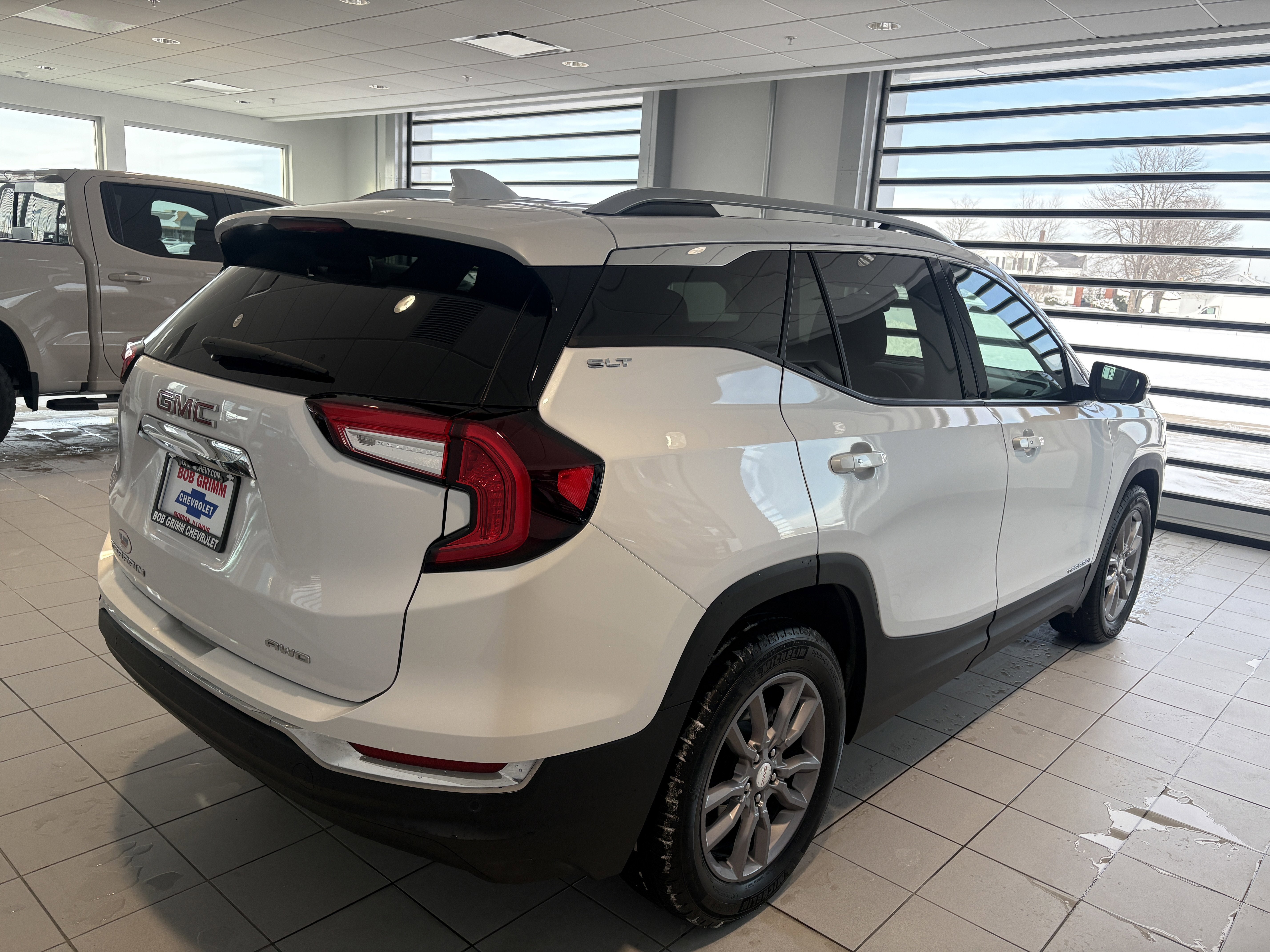 2024 GMC Terrain SLT