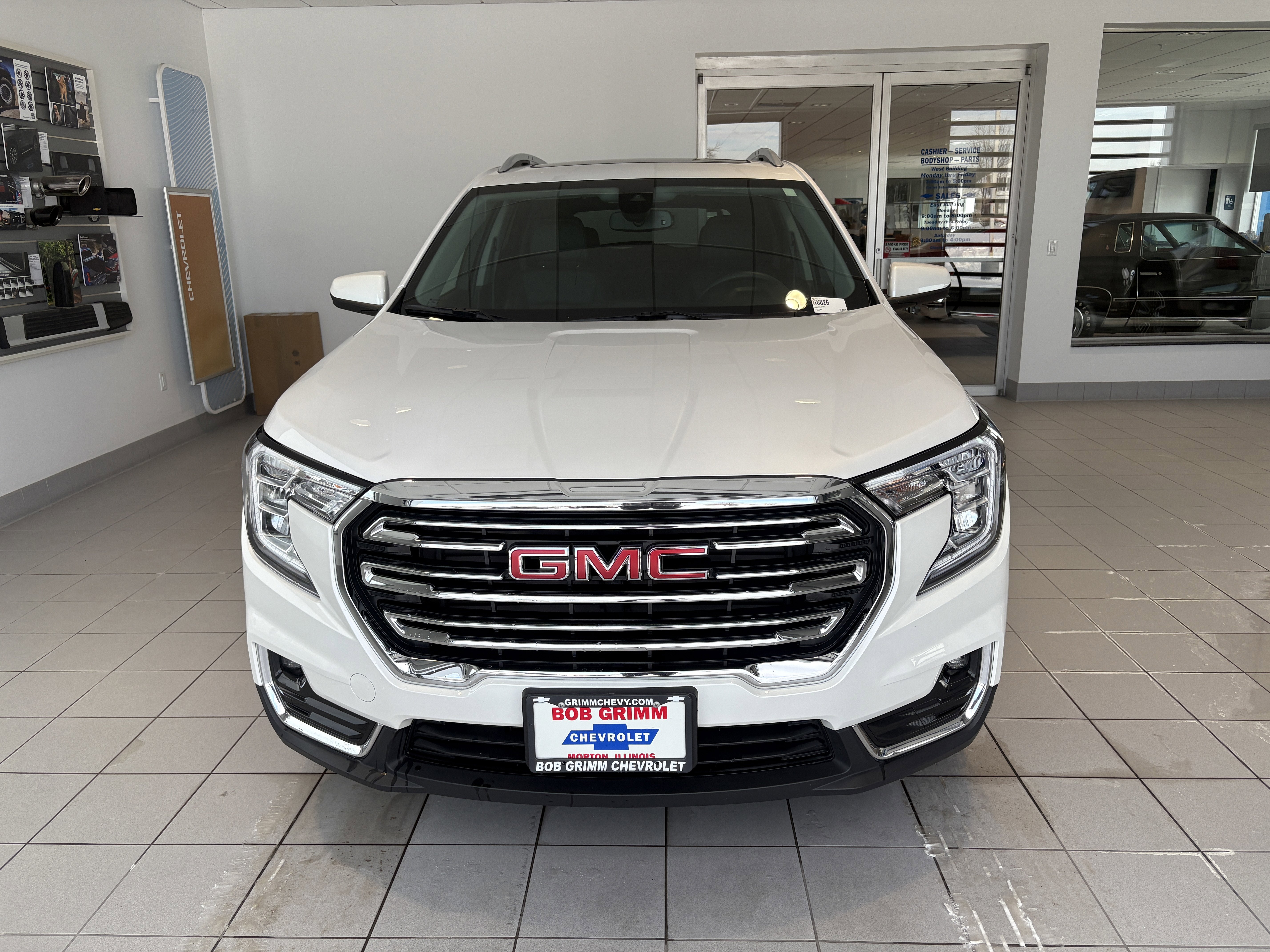 2024 GMC Terrain SLT