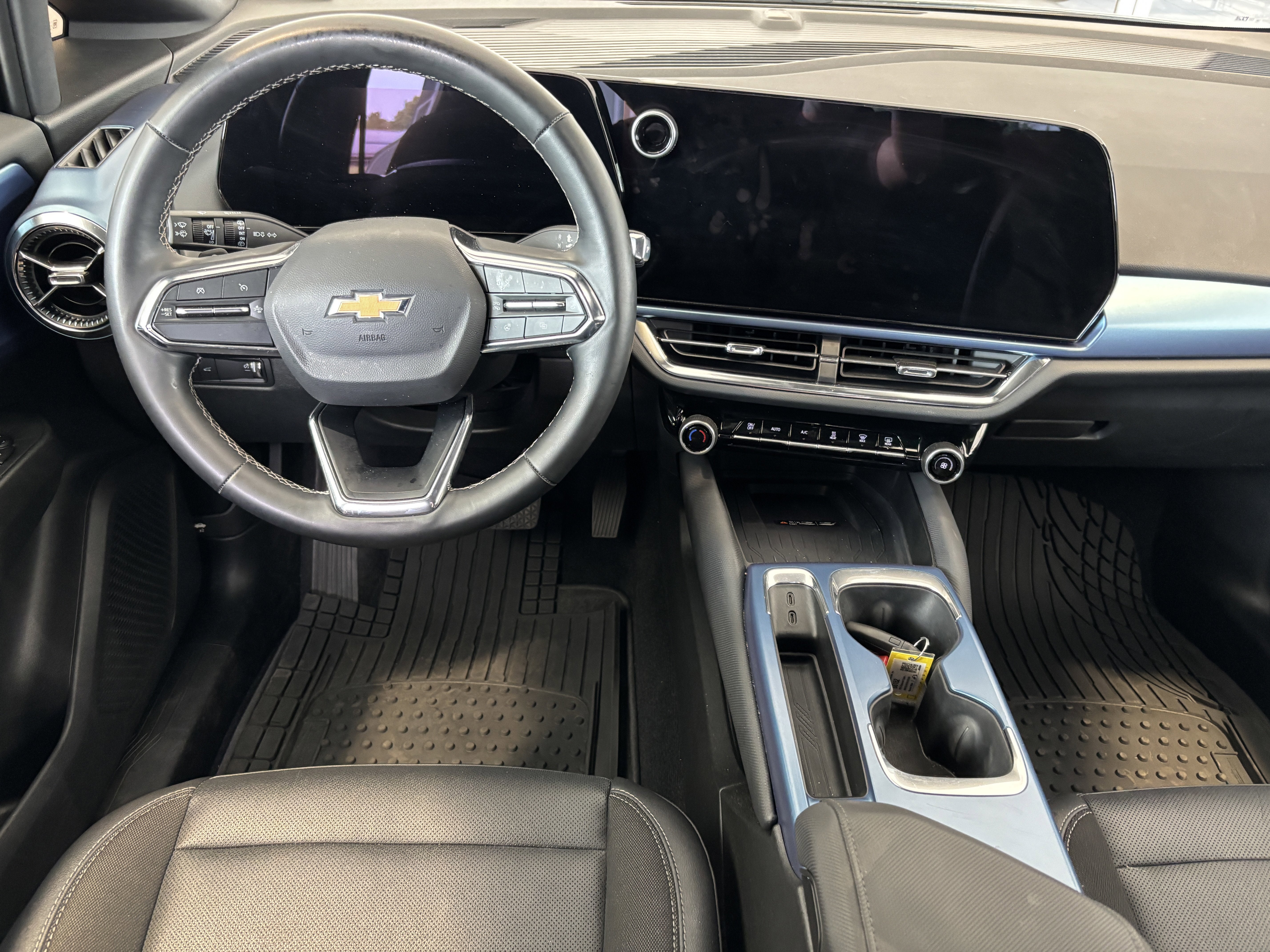 2025 Chevrolet Equinox EV LT