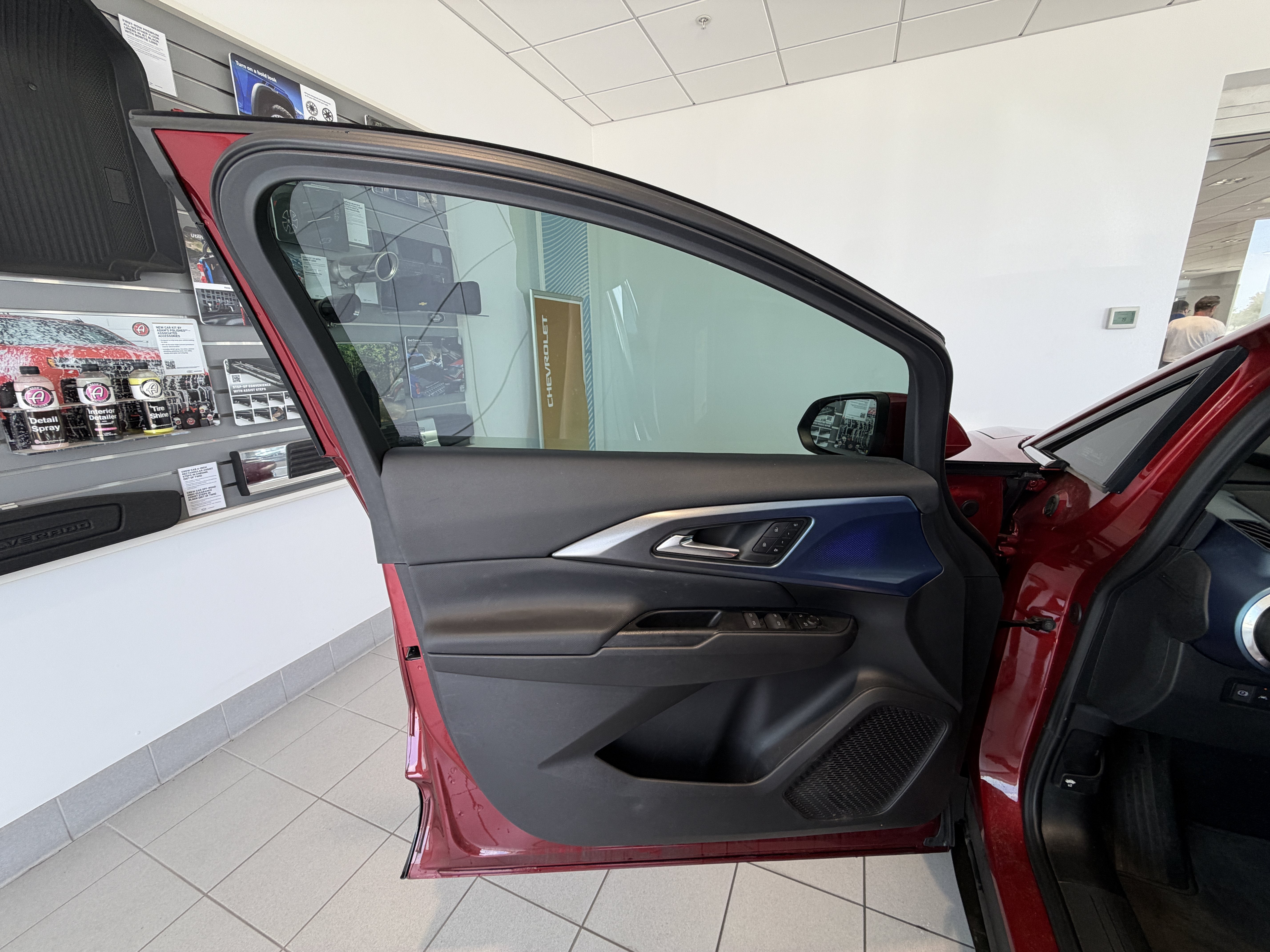 2025 Chevrolet Equinox EV LT