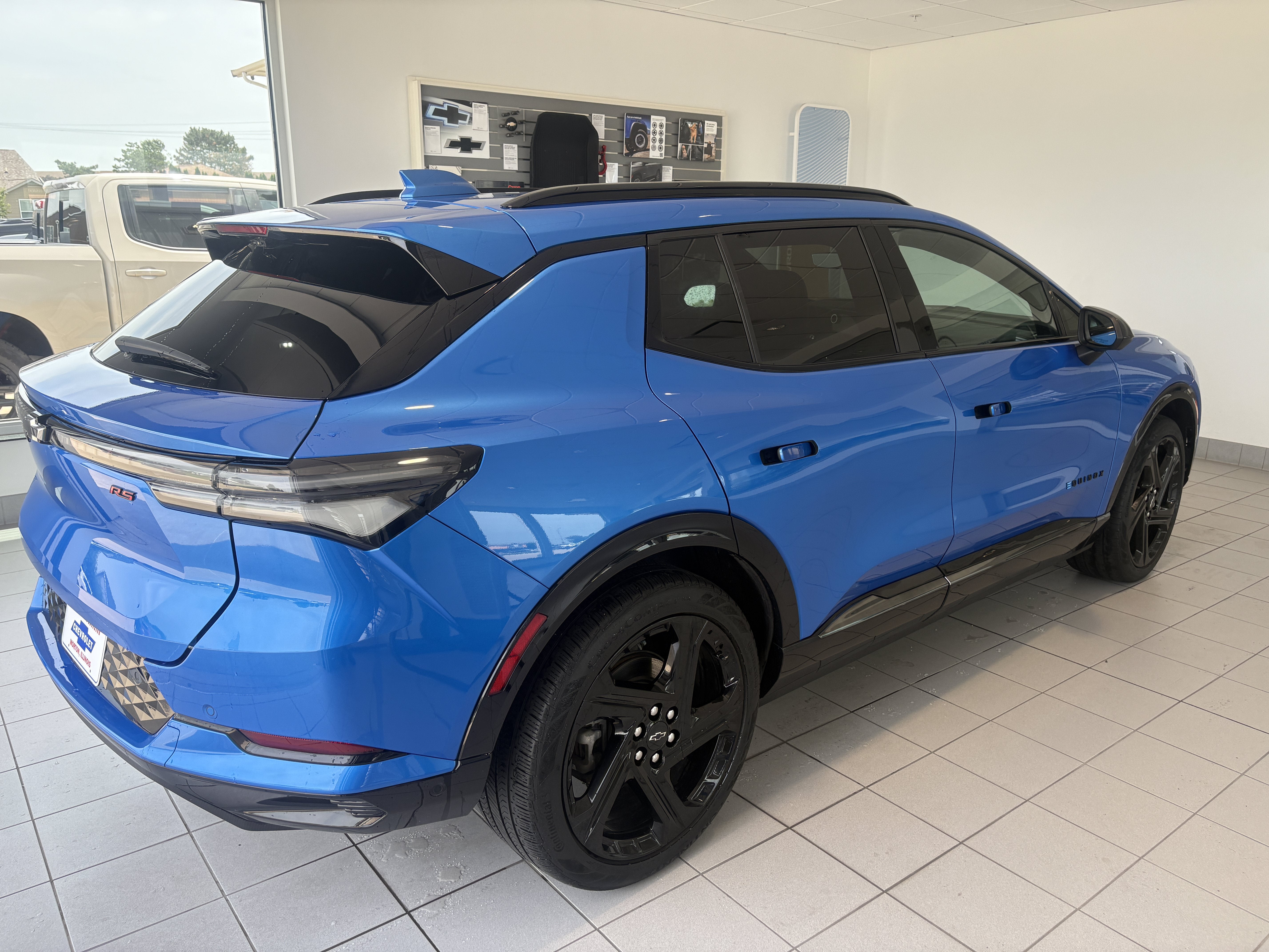 2025 Chevrolet Equinox EV RS