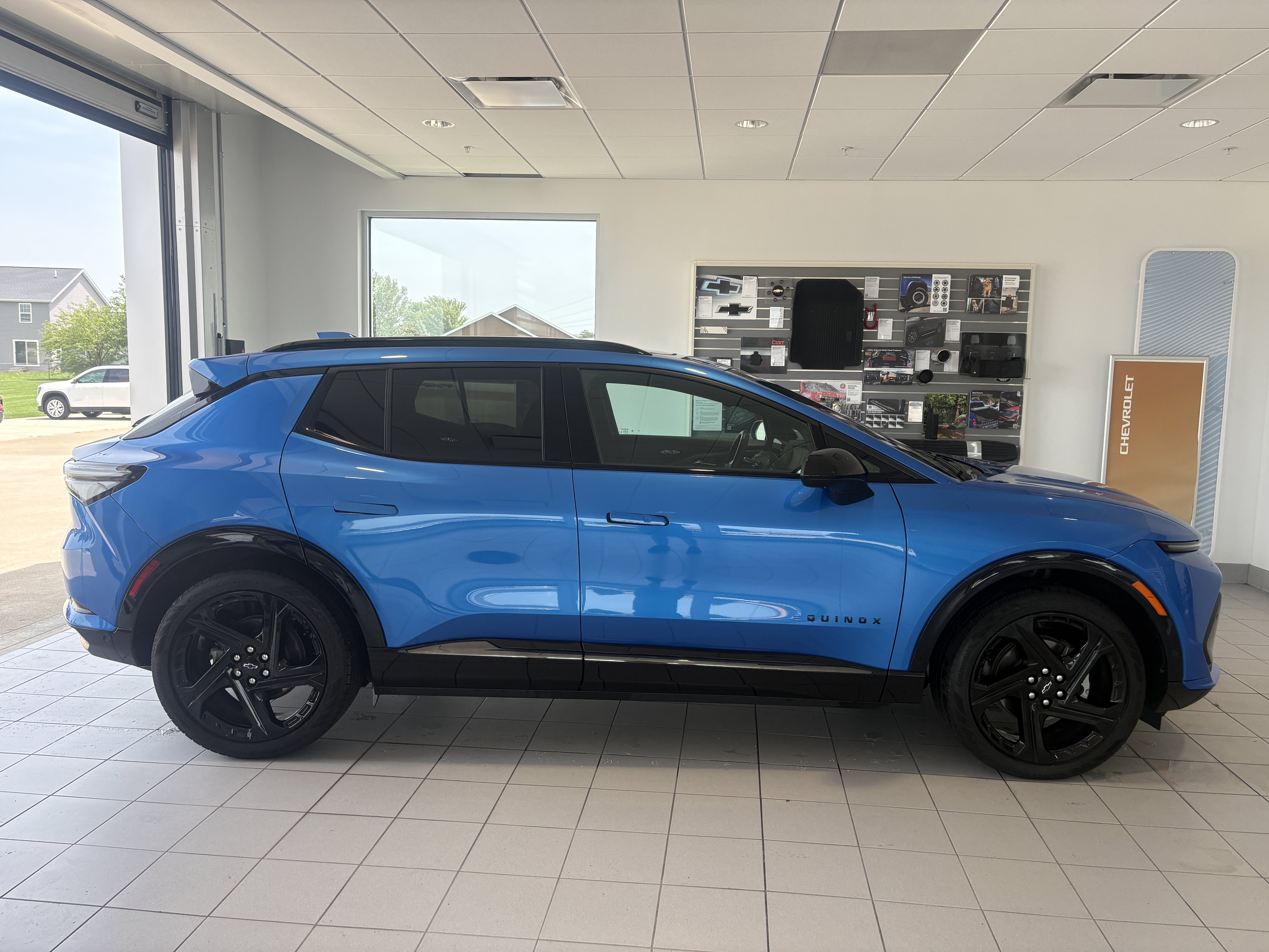 2025 Chevrolet Equinox EV RS