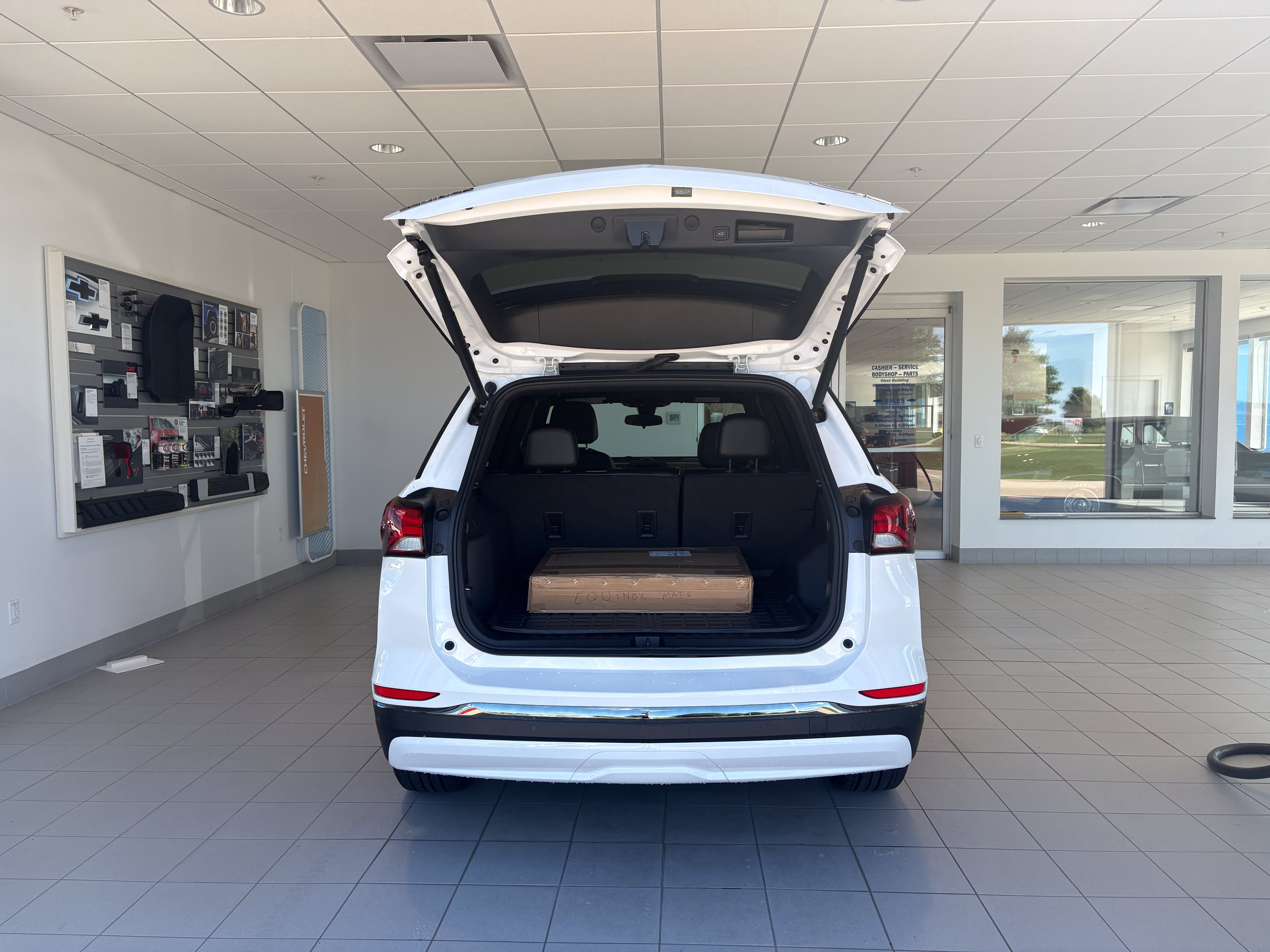 2023 Chevrolet Equinox RS