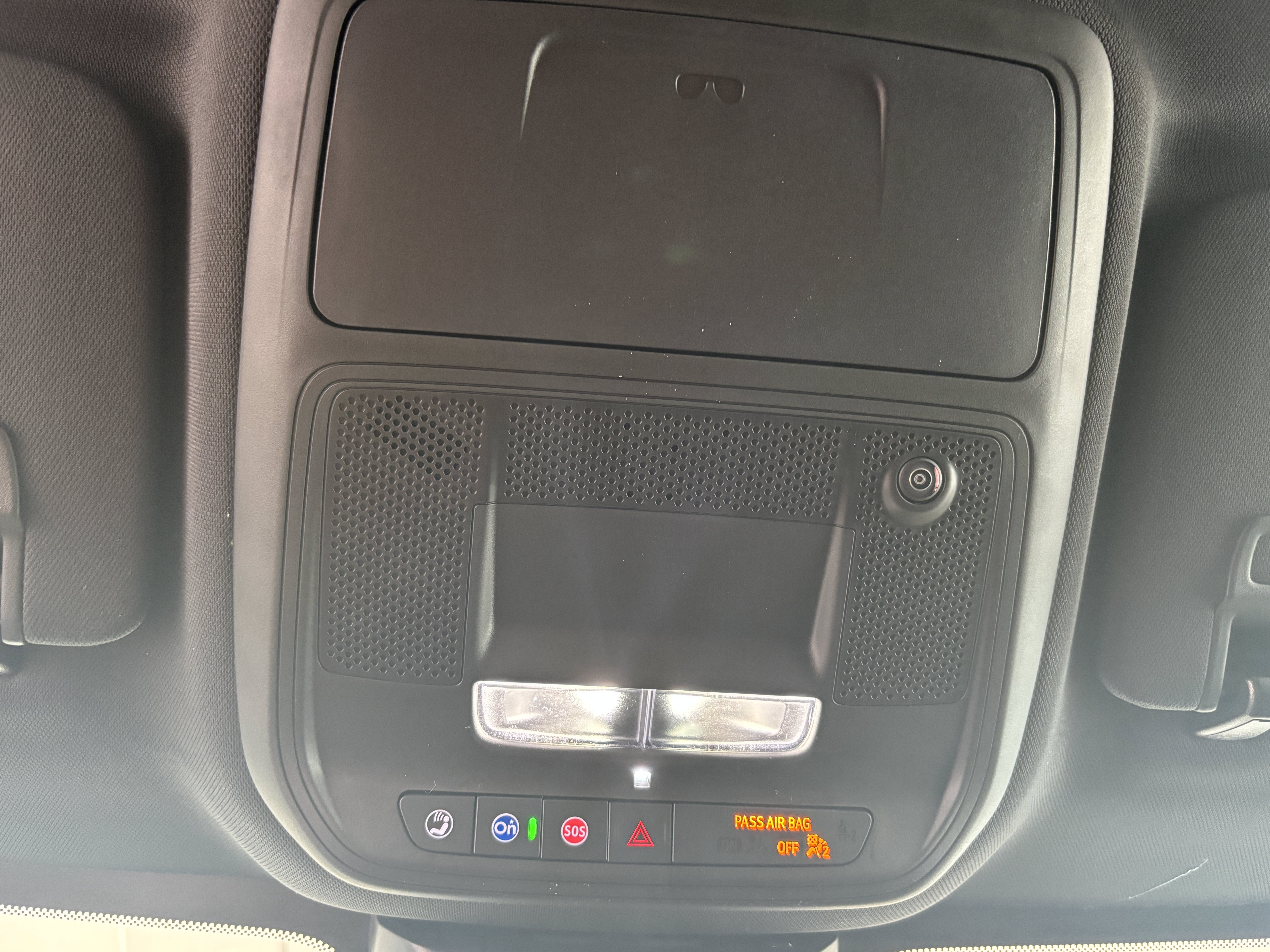 2027 Chevrolet Equinox LT - Photo 18