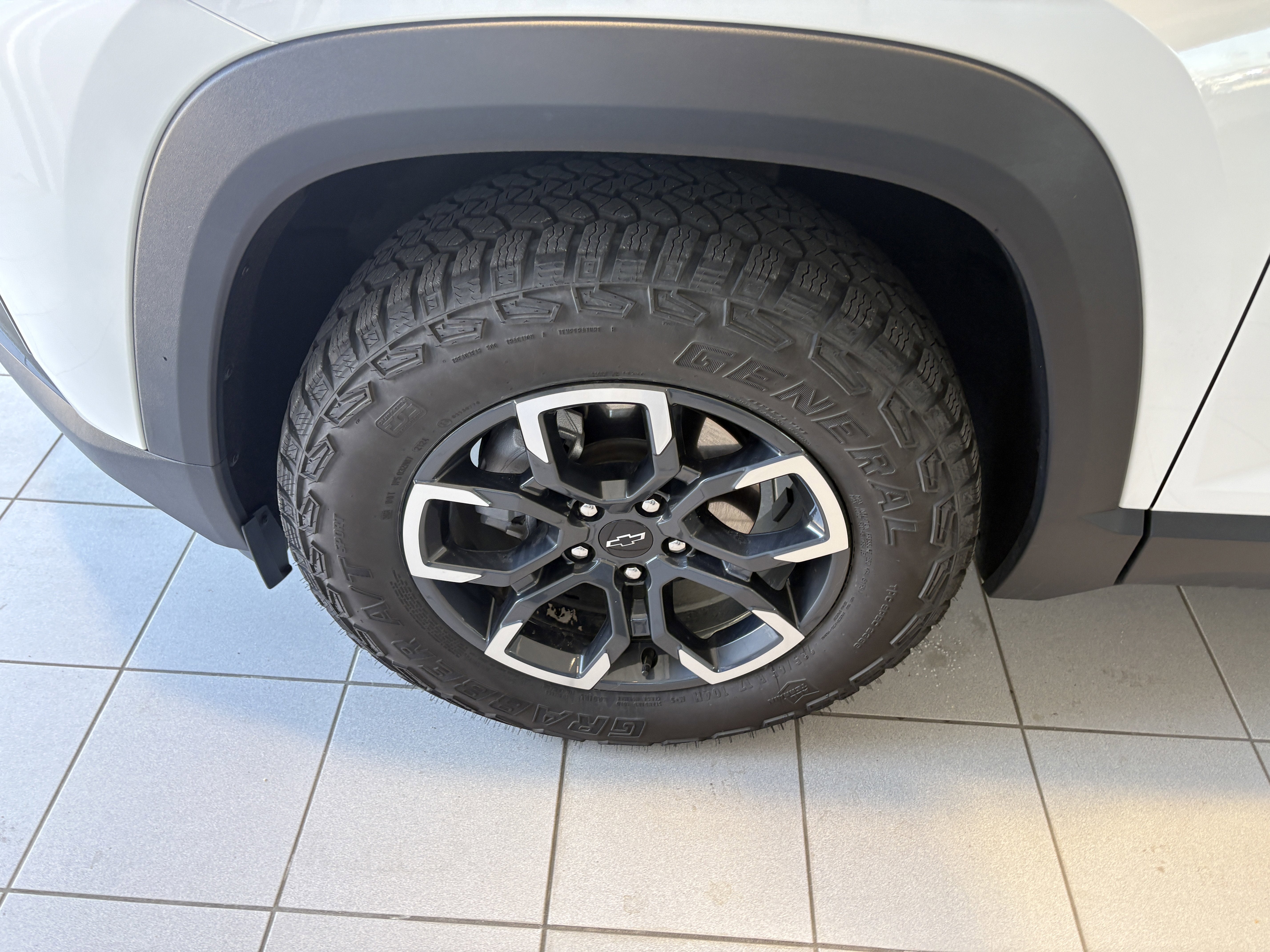 2025 Chevrolet Equinox ACTIV