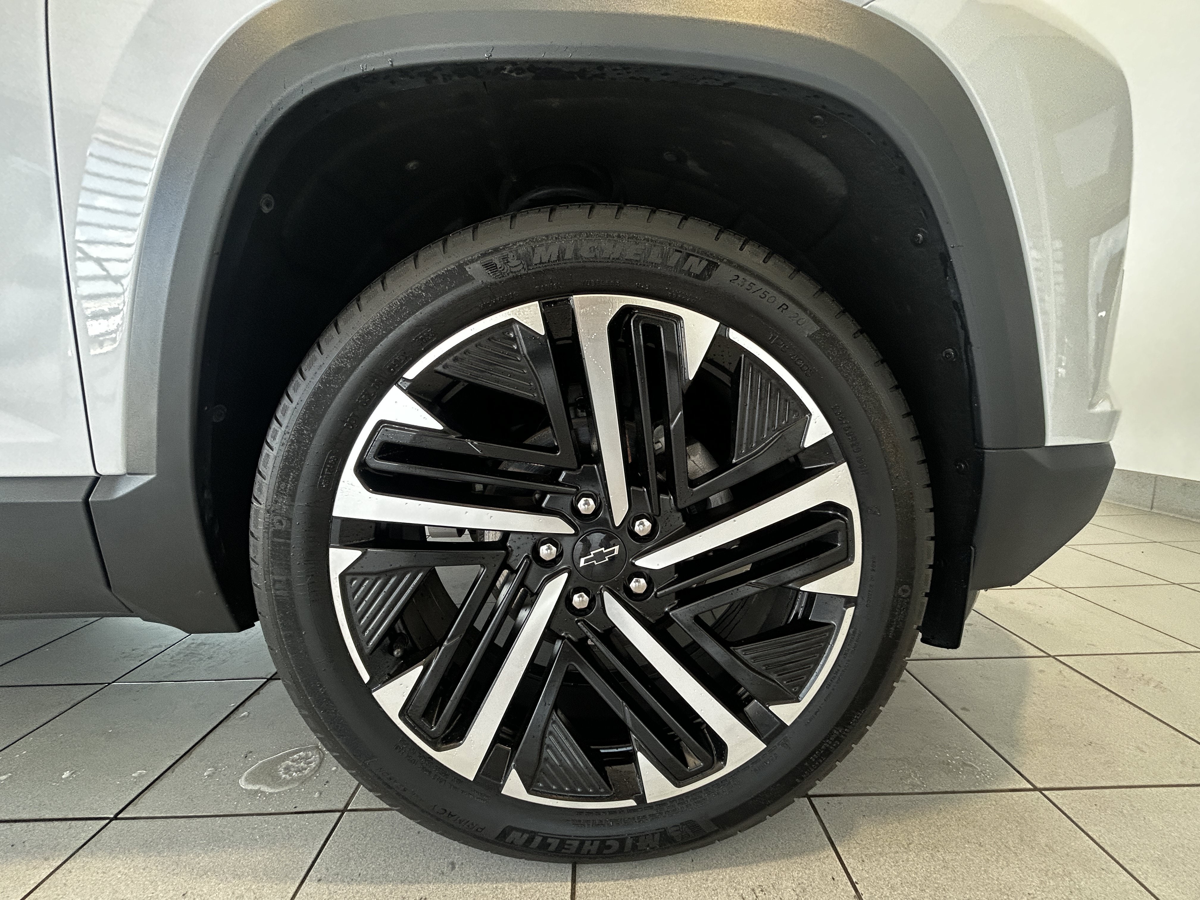 2025 Chevrolet Equinox RS