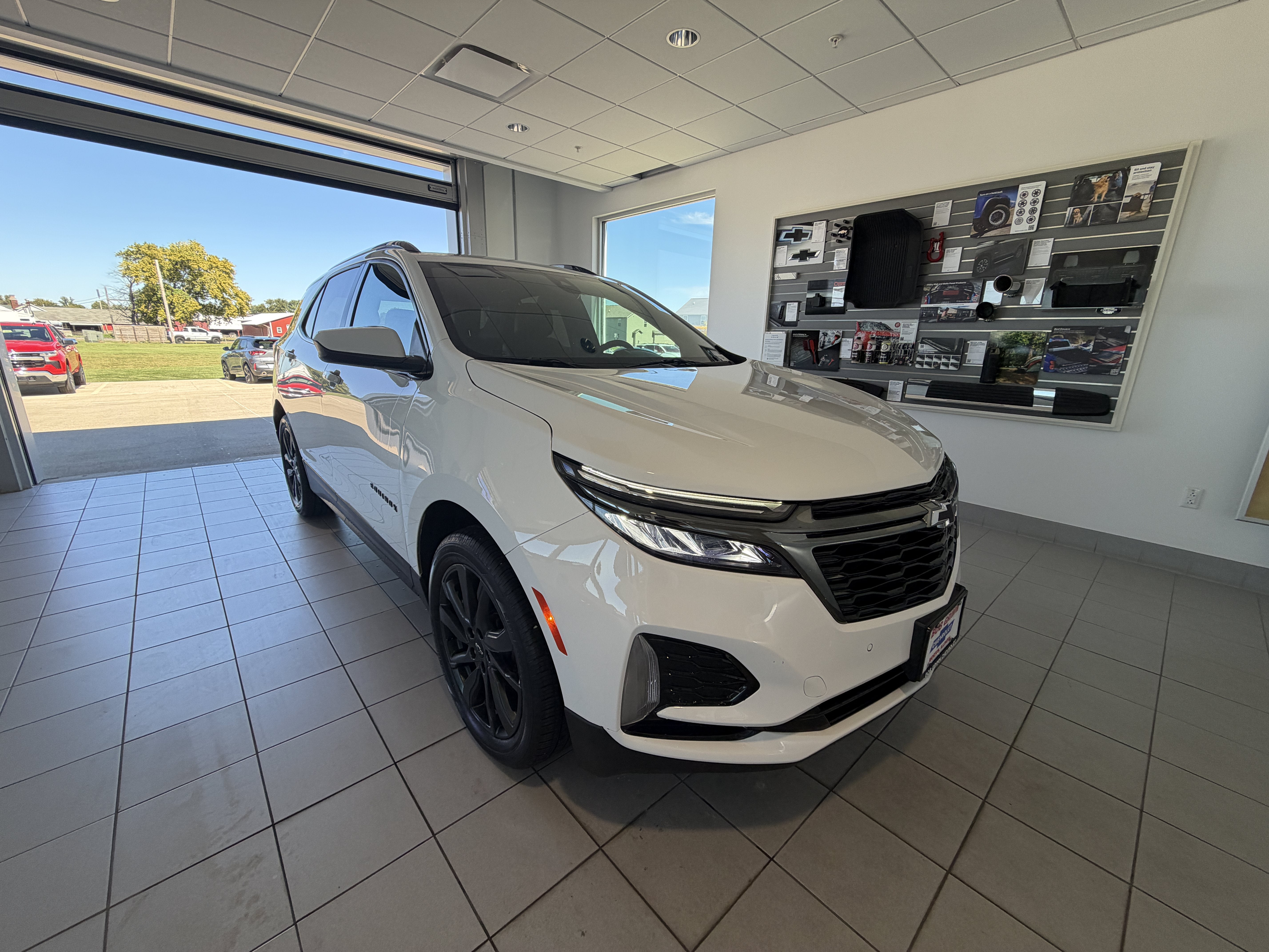 2023 Chevrolet Equinox RS