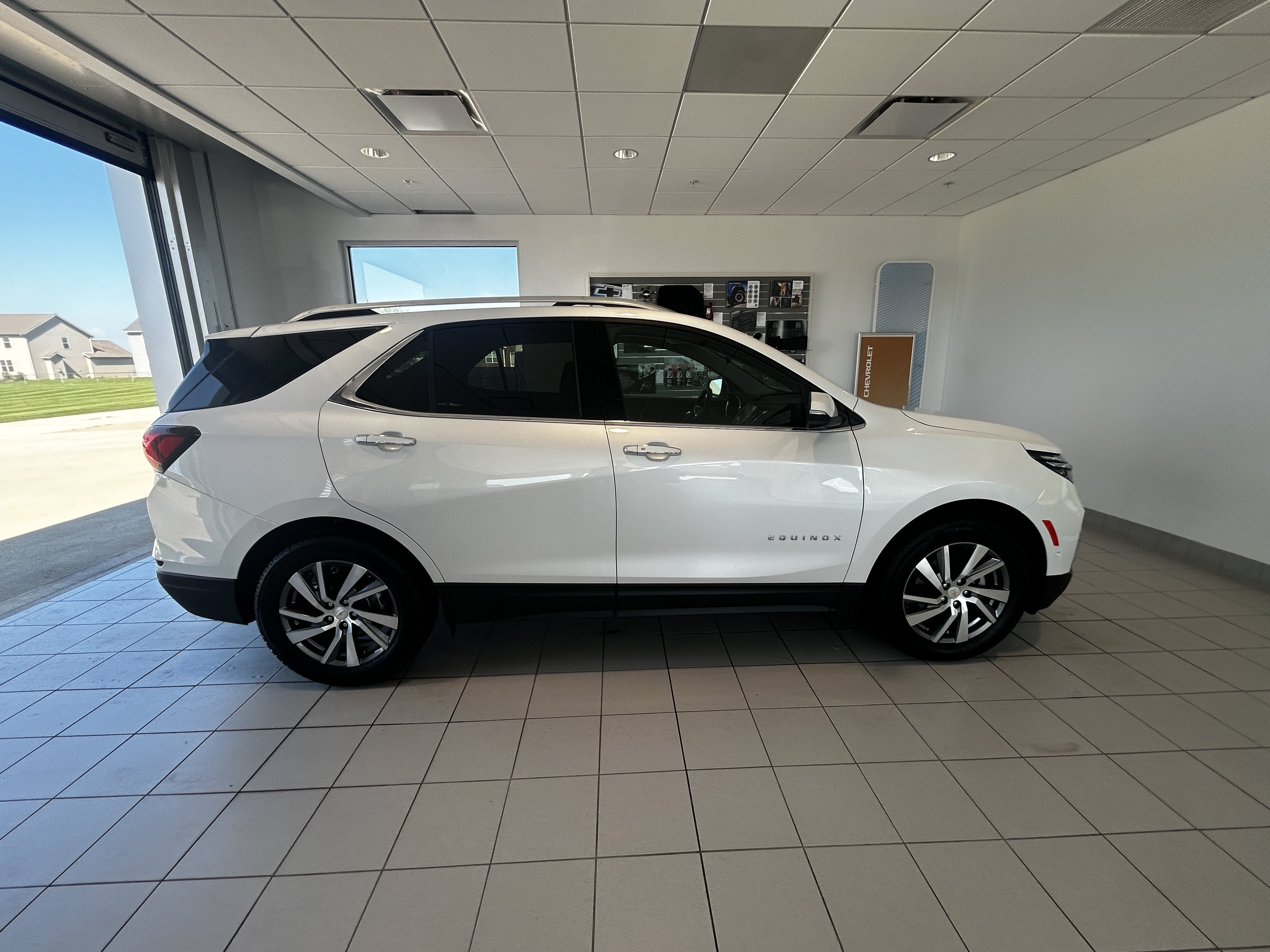 2023 Chevrolet Equinox Premier