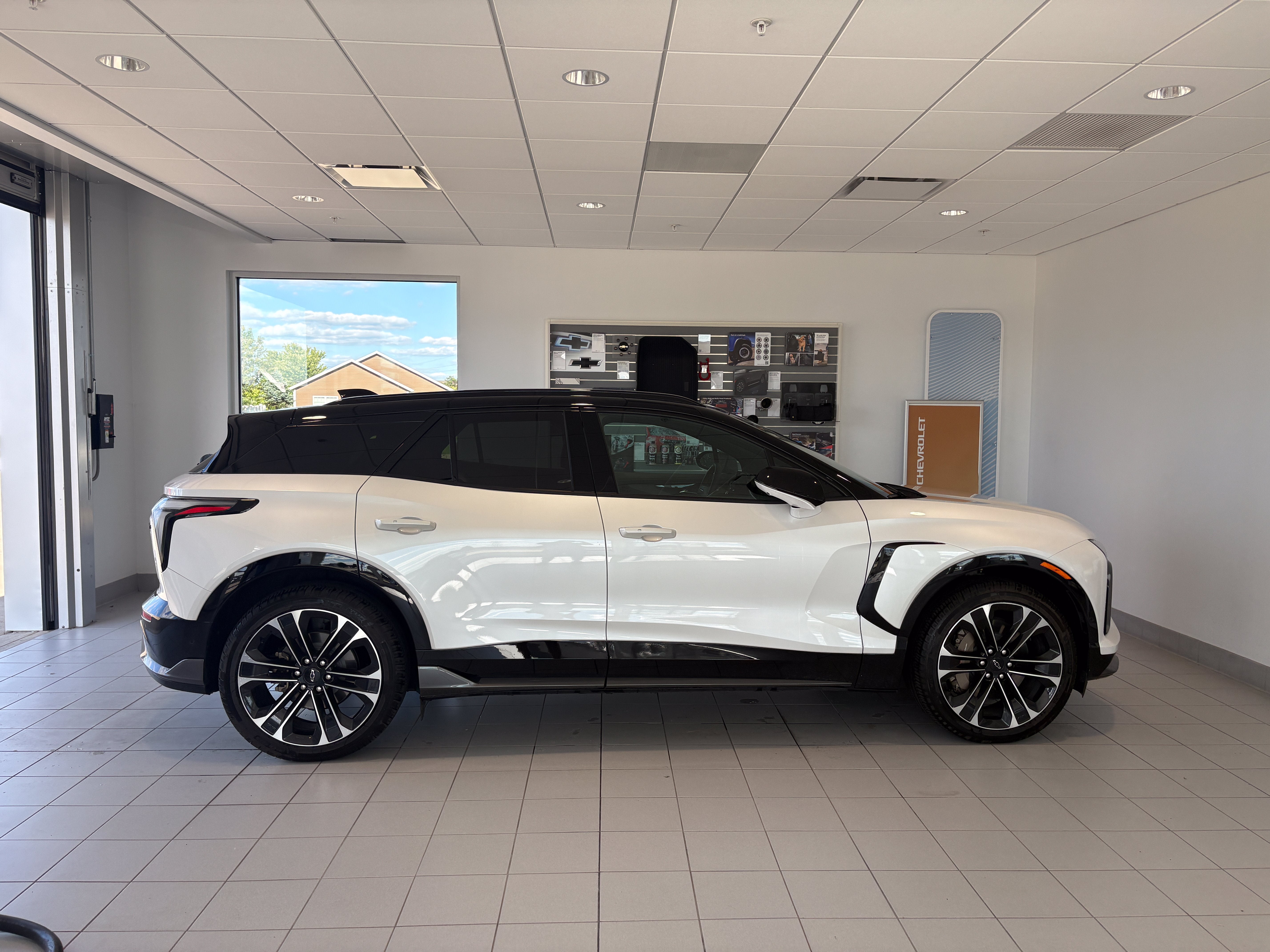 2025 Chevrolet Blazer EV SS