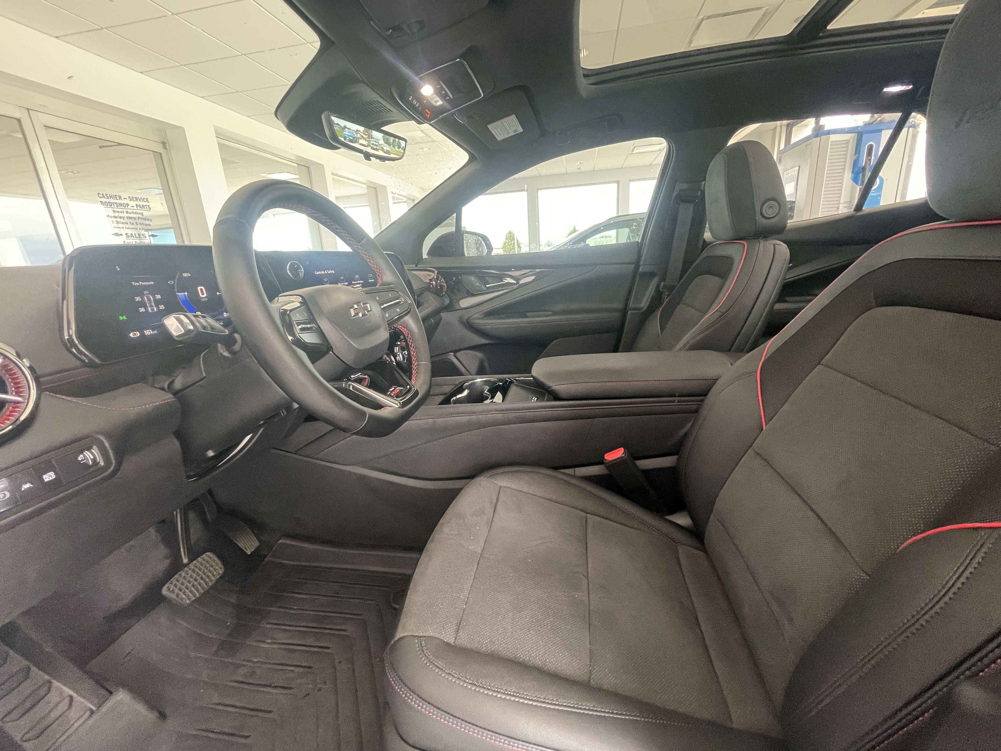 Used 2025 Chevrolet Blazer EV RS with VIN 3GNKDJRJXSS213538 for sale in Morton, IL