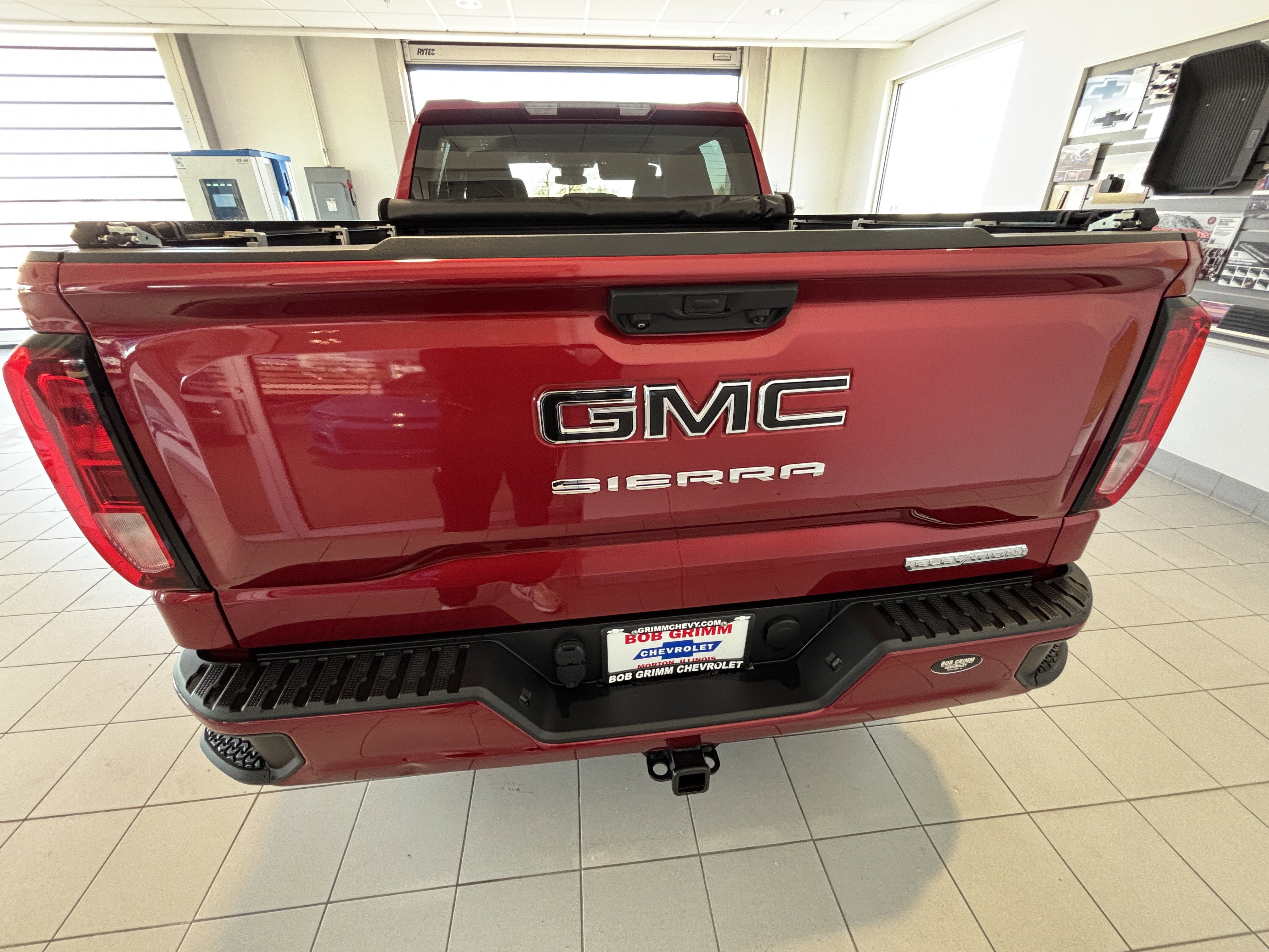 2024 GMC Sierra 1500 Elevation
