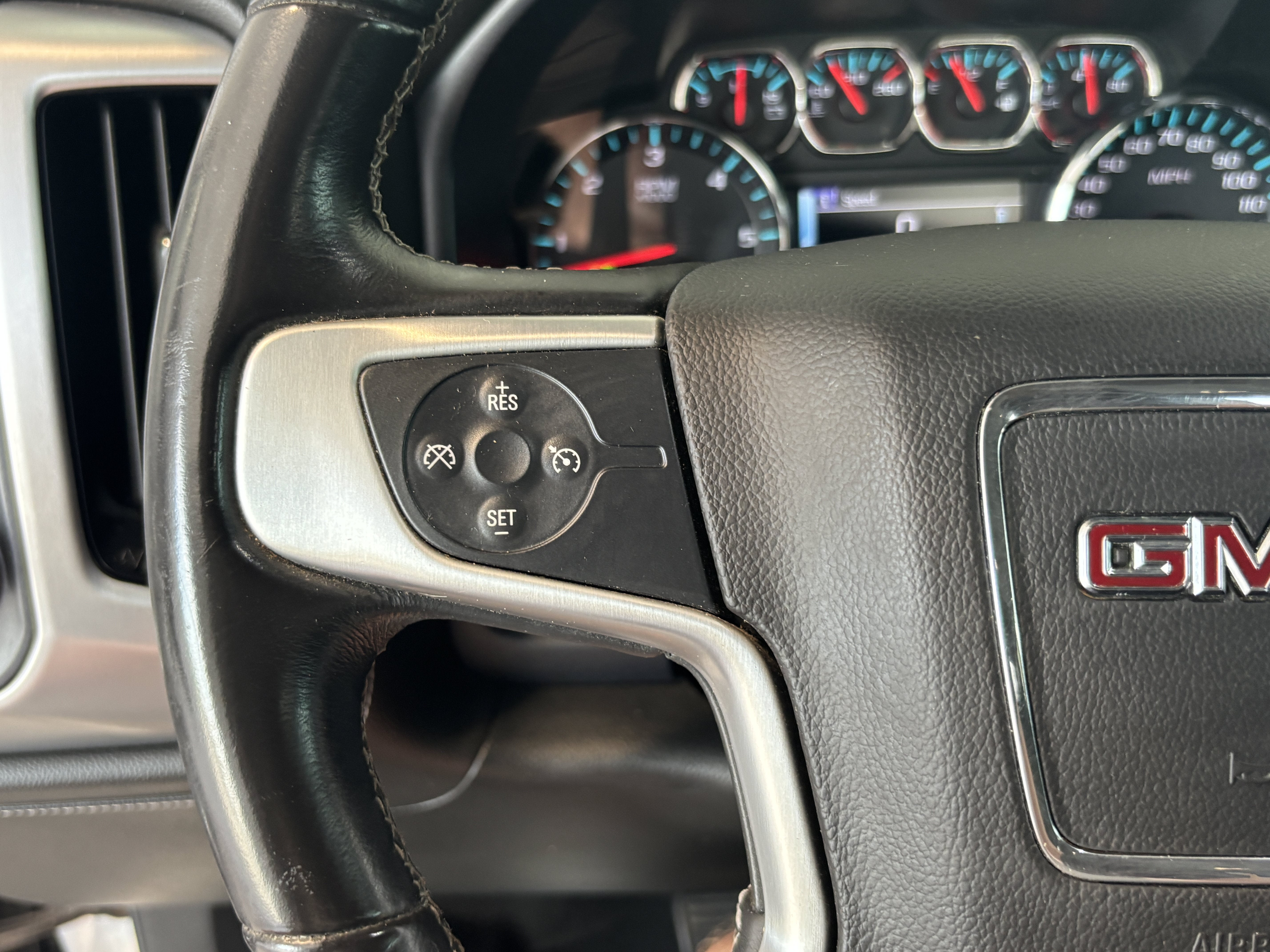 2017 GMC Sierra 1500 SLT