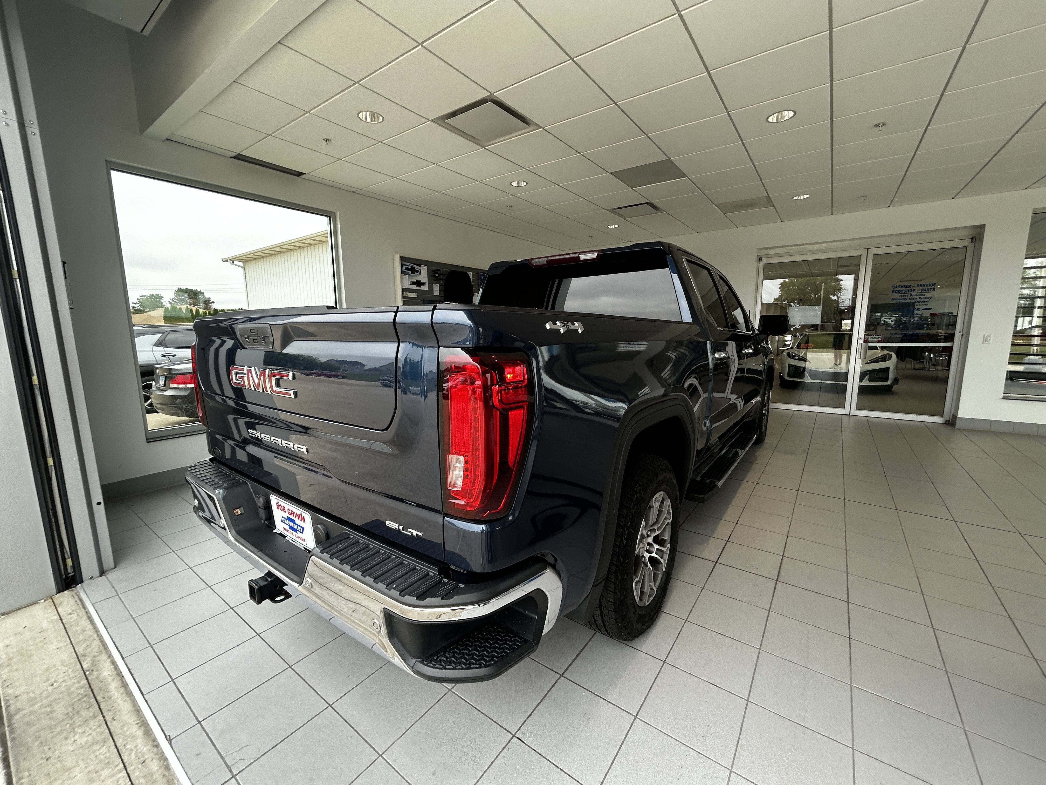 2021 GMC Sierra 1500 SLT
