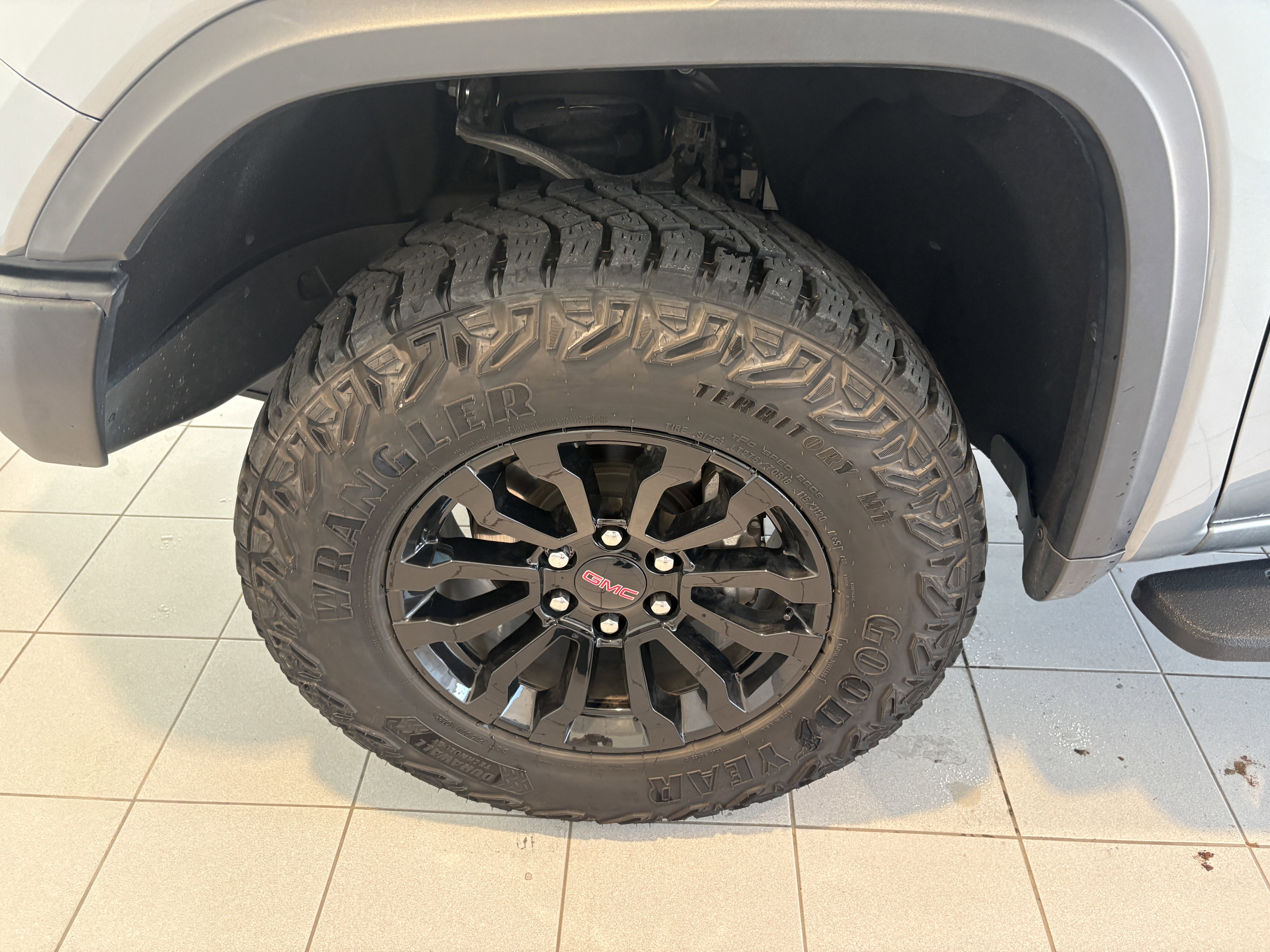 2023 GMC Sierra 1500 AT4X