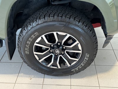 2022 Toyota Tacoma TRD Sport