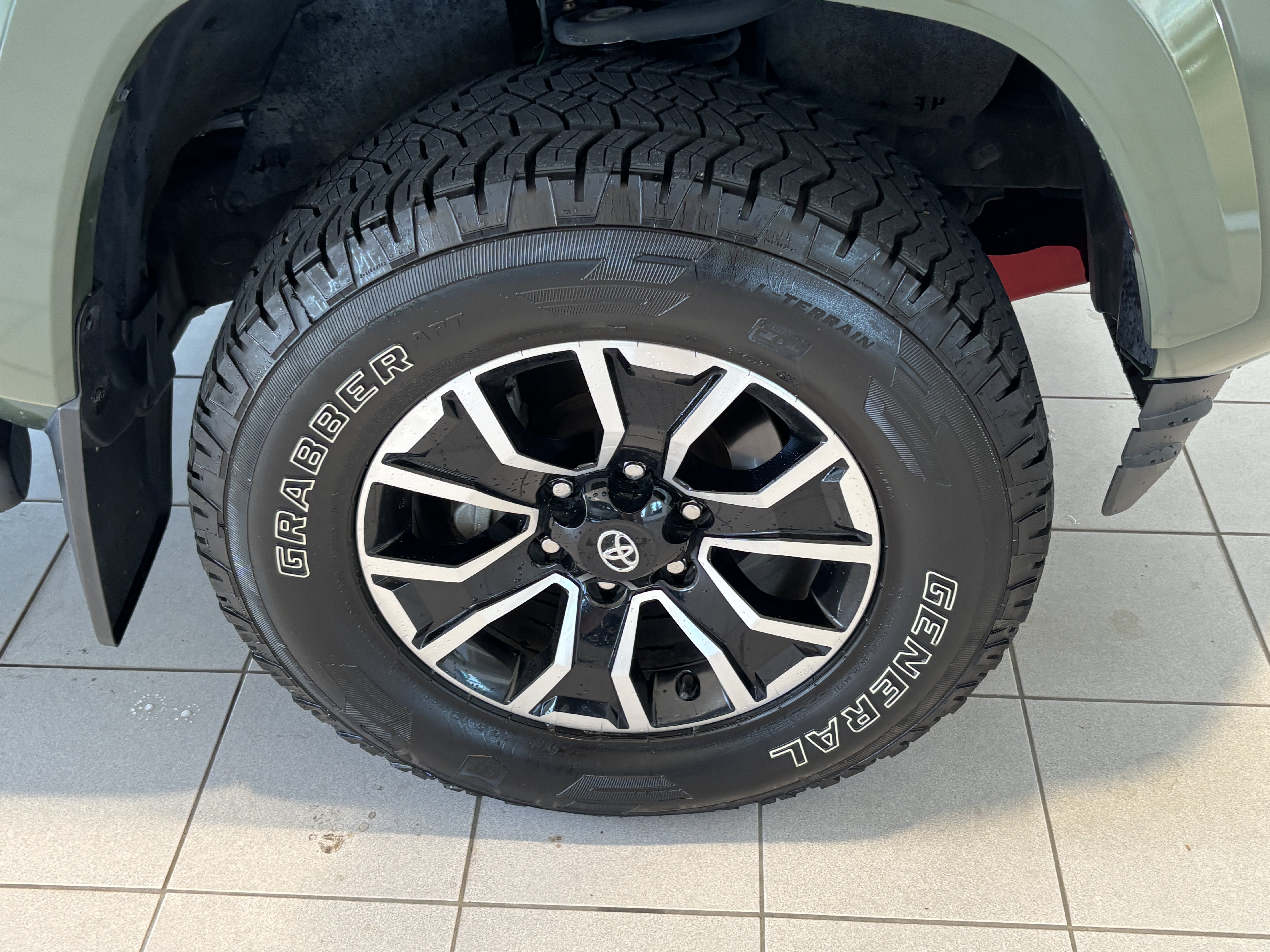2022 Toyota Tacoma TRD Sport