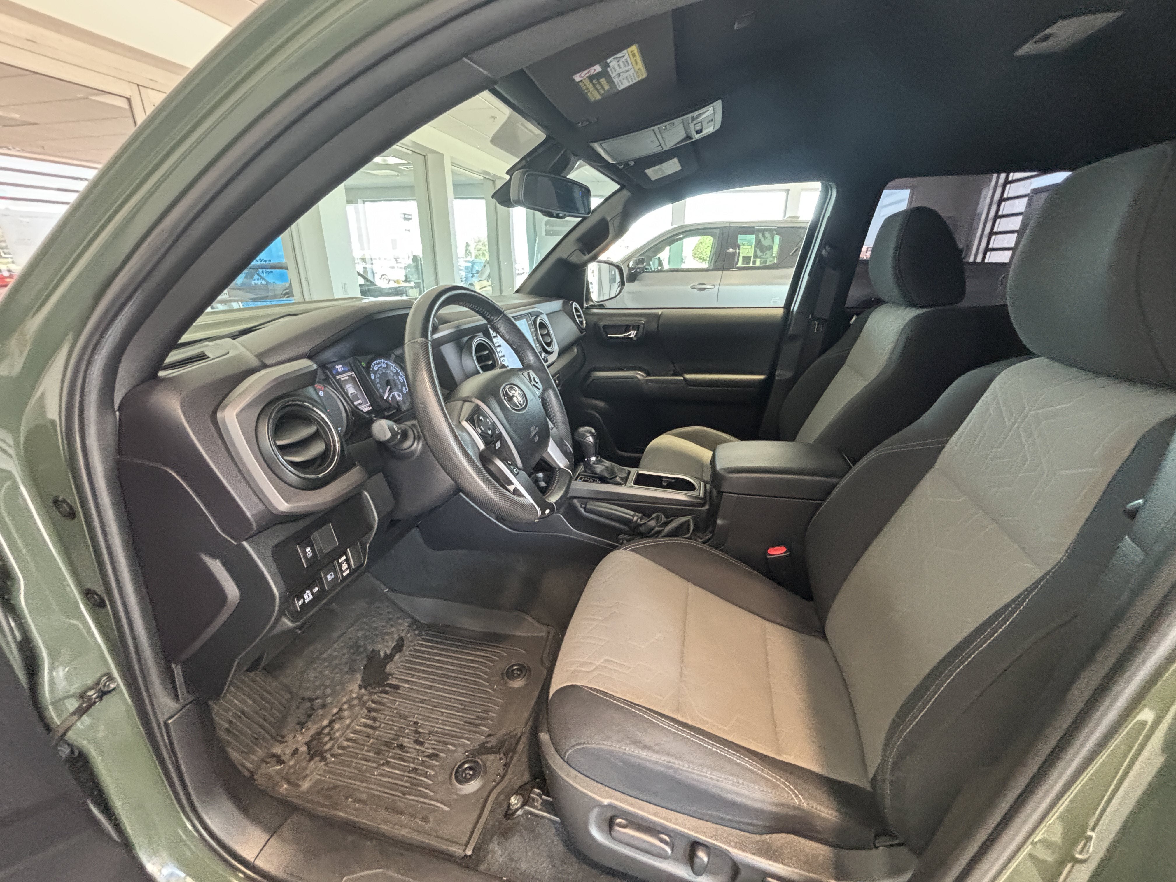 2022 Toyota Tacoma TRD Sport